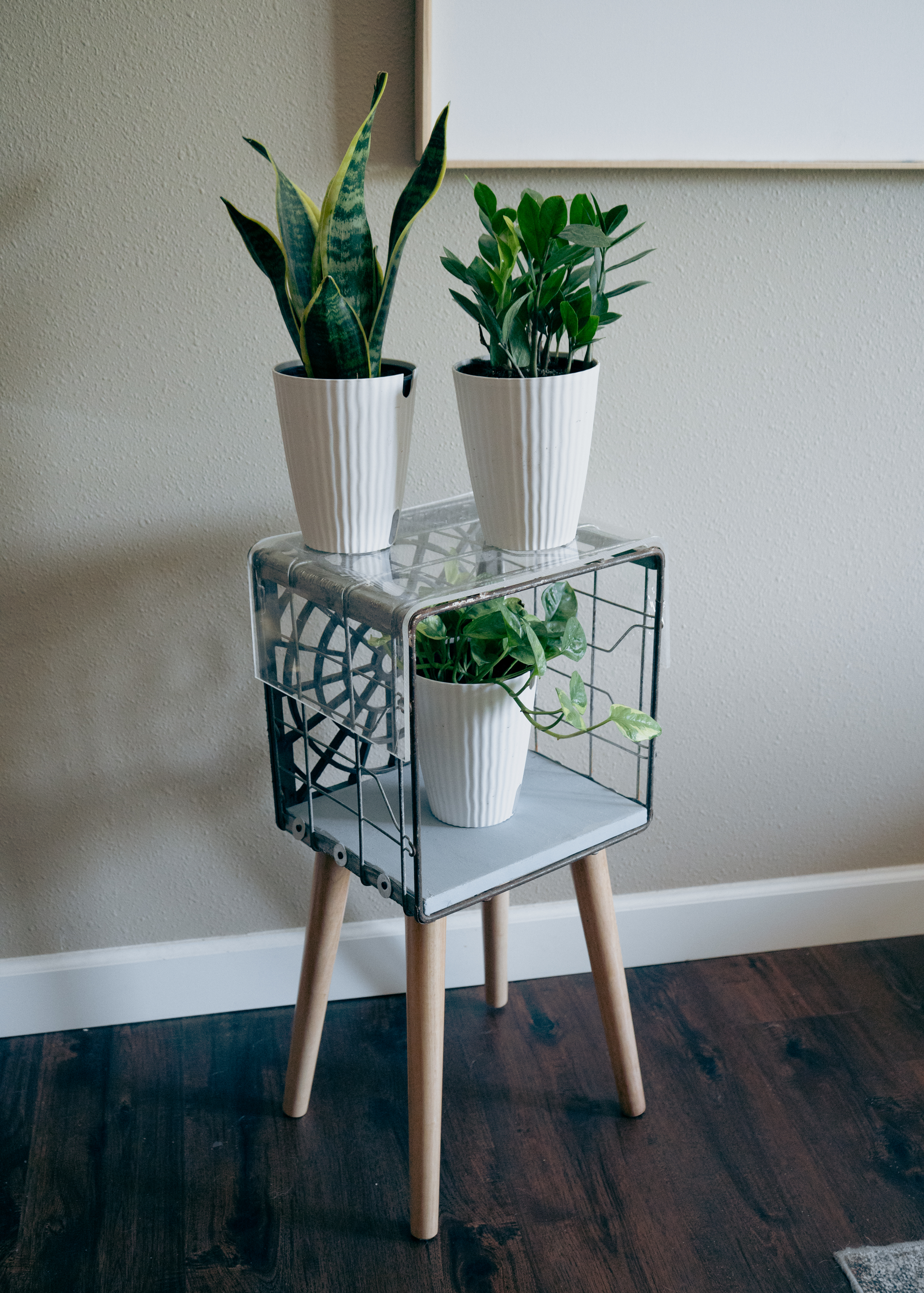 PLNTSTND-001-000325 - Milk Crate Plant Stand