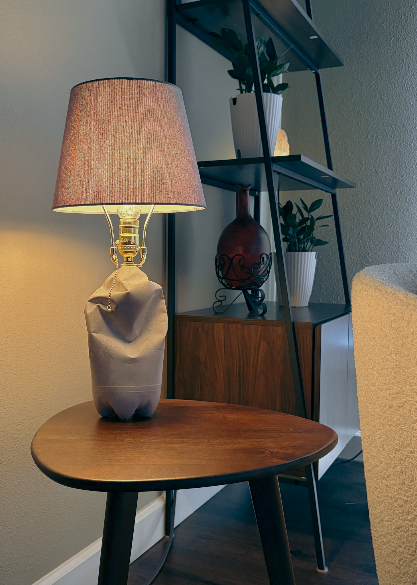 CNCRTLMP-0001-0826 - Concrete Bottle Lamp Base