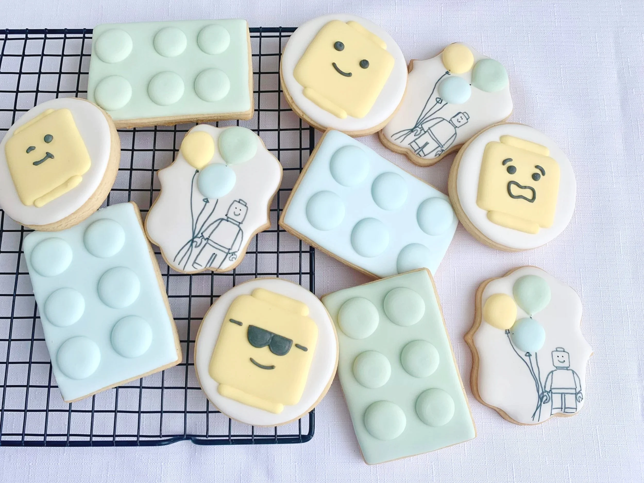 Birthday cookies, kids birthday cookies, party favours