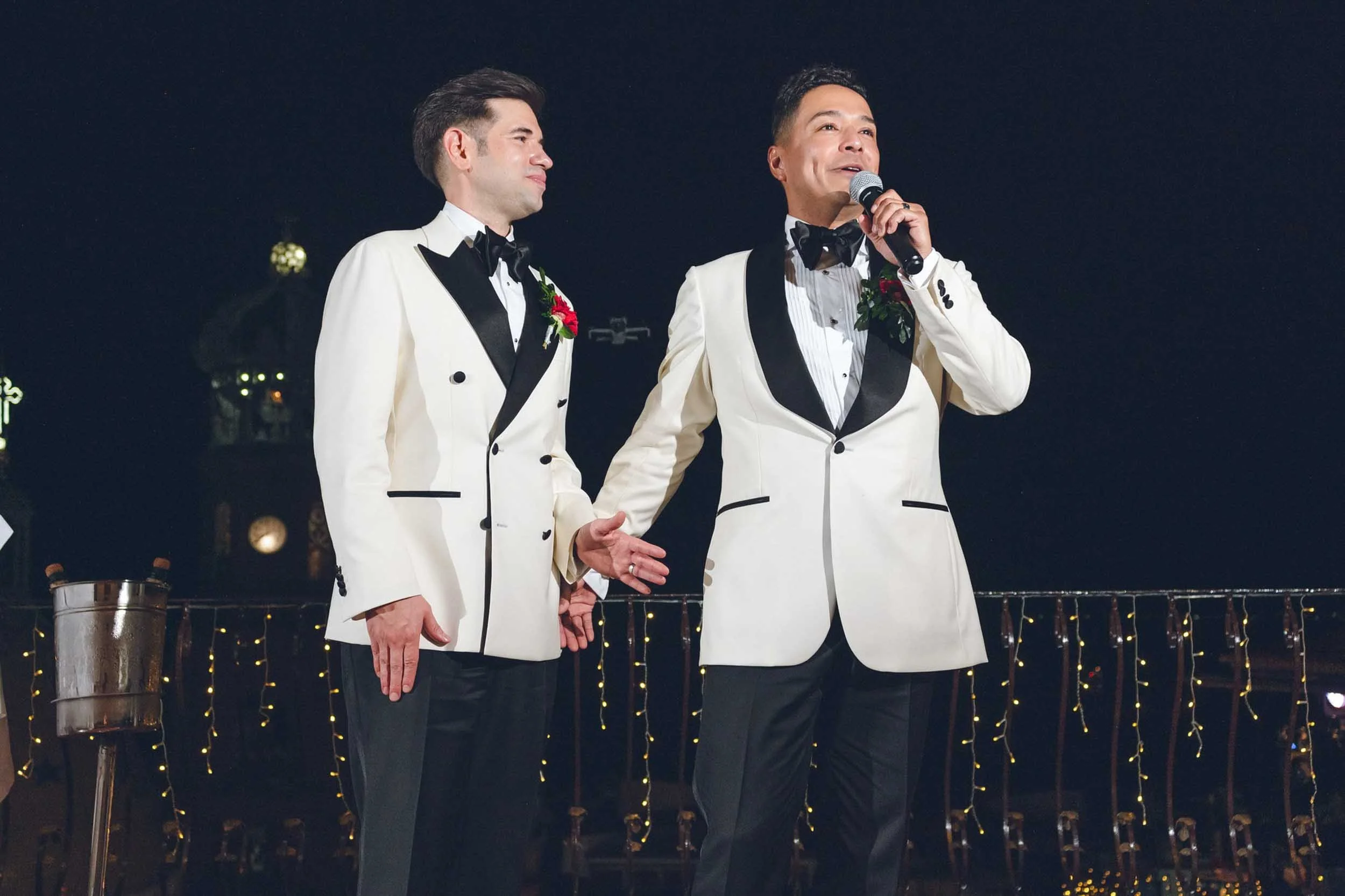 Thank you speech from grooms to the guests at their wedding reception. 
