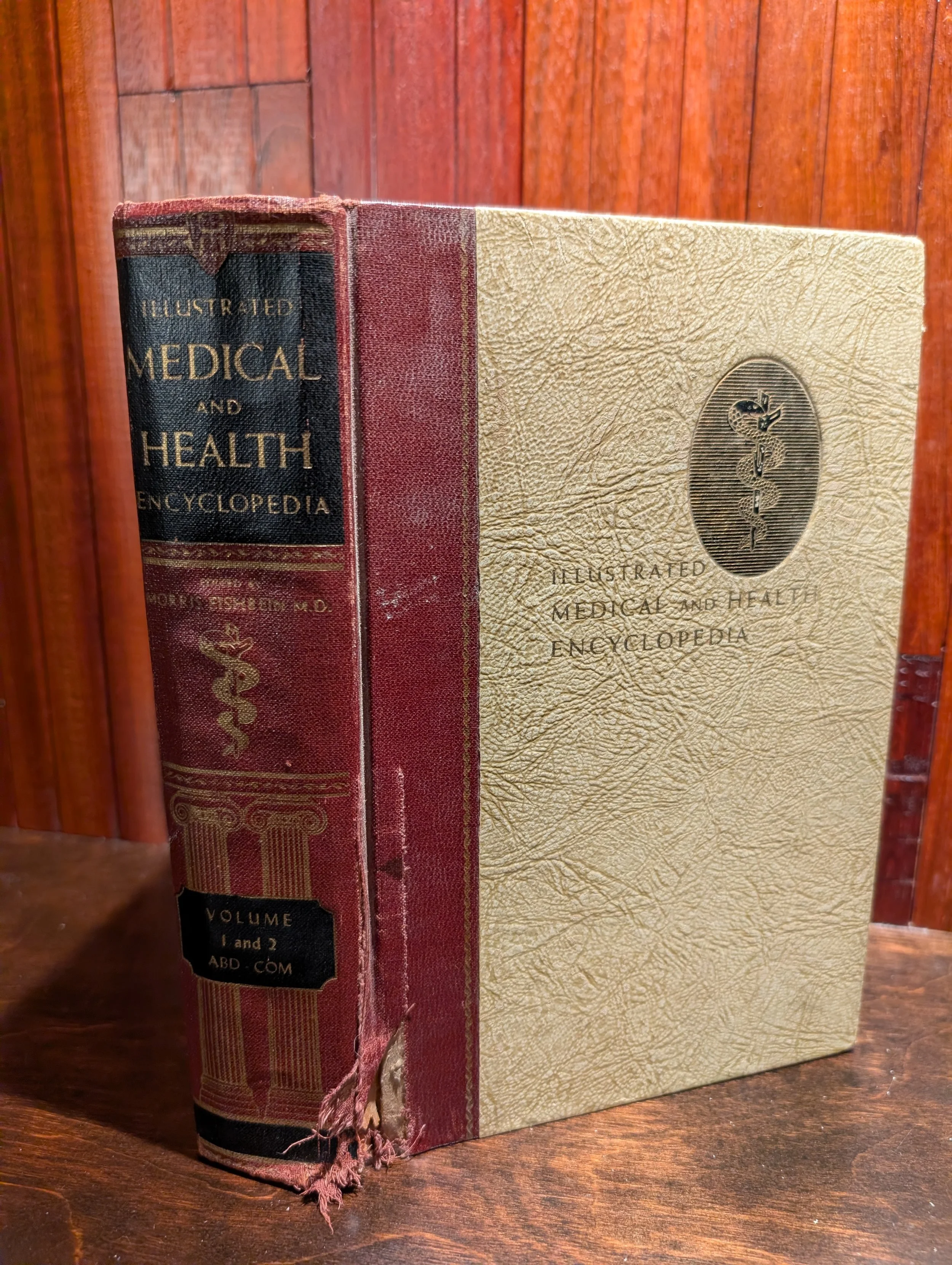 Vintage Illustrated Medical Encyclopedia - Volume 1