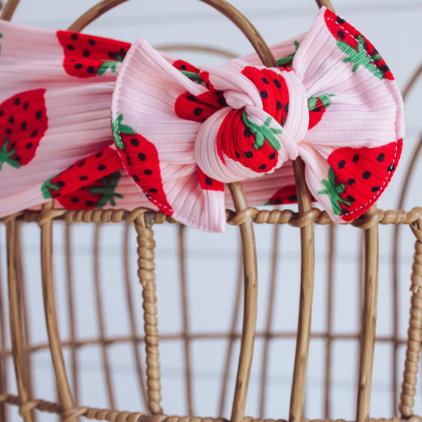 Strawberry Ribbed + Tie On Headwrap