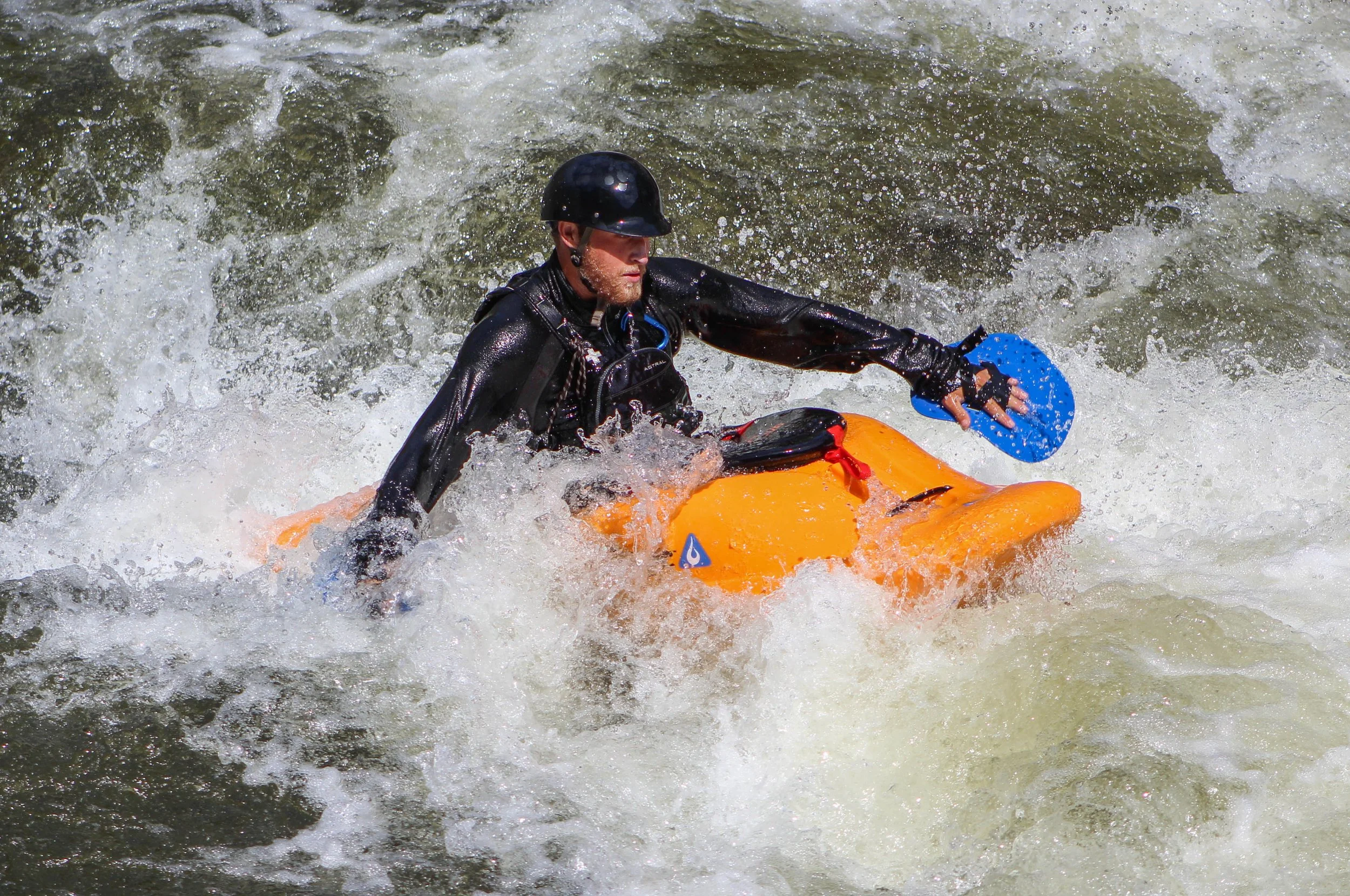 KAYAKS 008.jpg