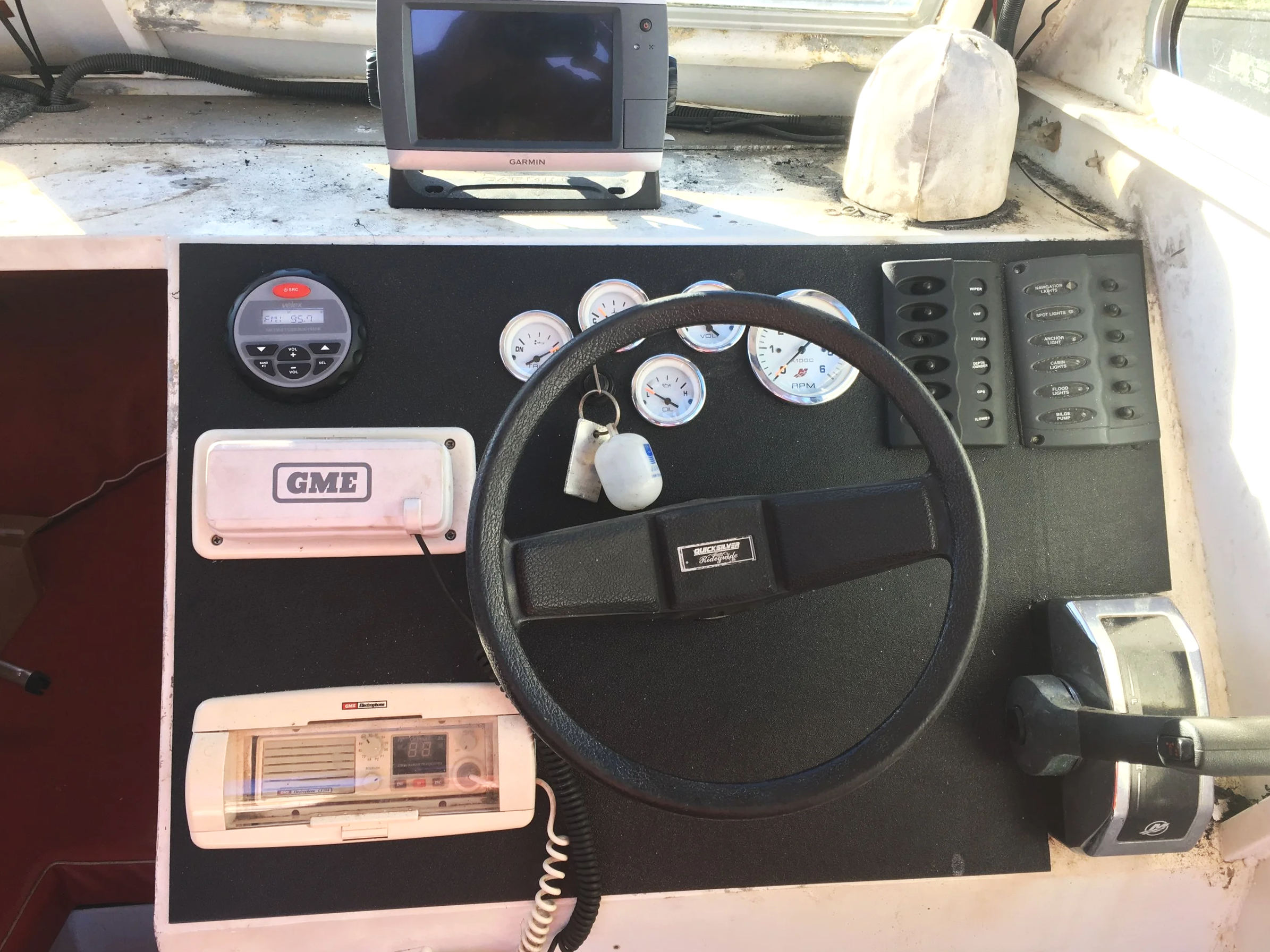 After Dash Refit: Electronics upgrade and full rewire