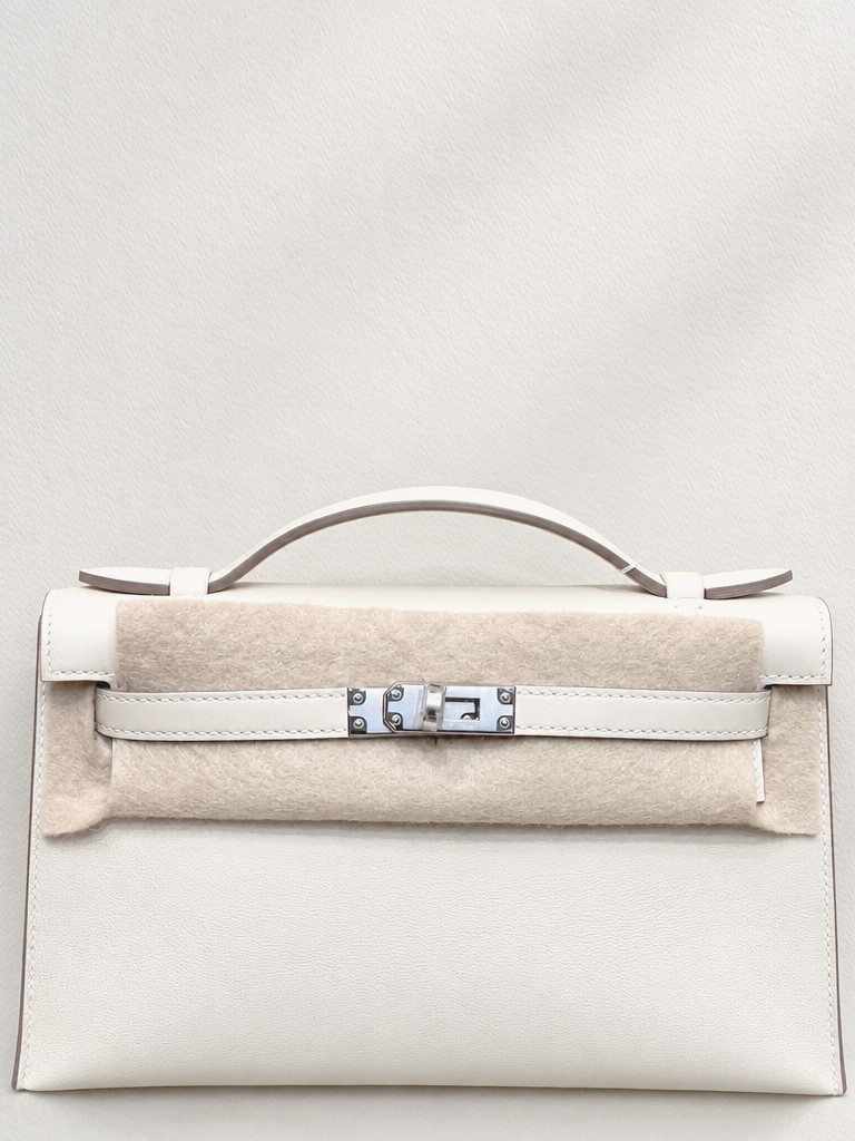 kelly+pochette_nata_i2_swift_G_+01.png