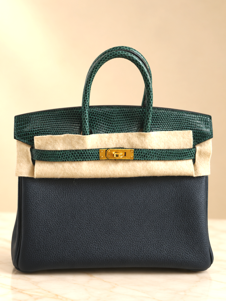 Luxury+Leather+Handbag+Editorial+%282%29.png