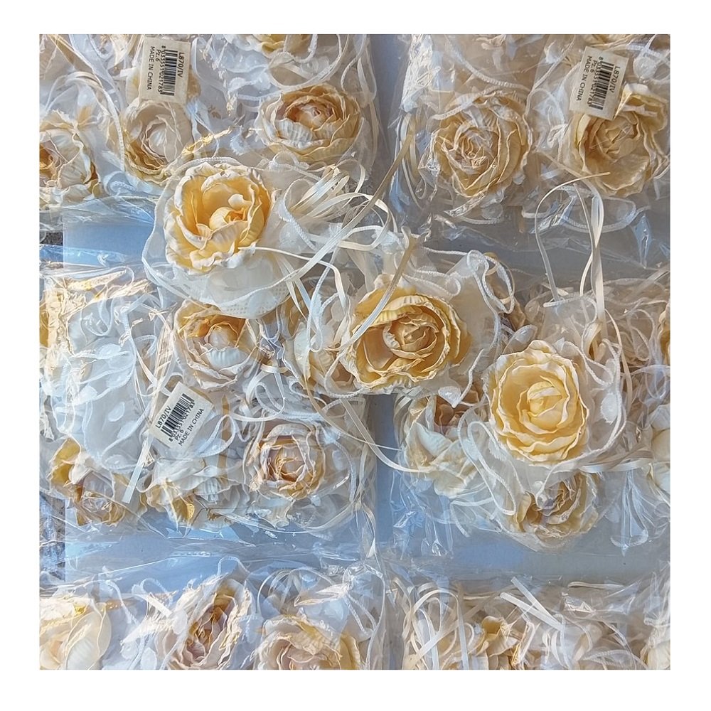 rose per eventi colore crema.jpg