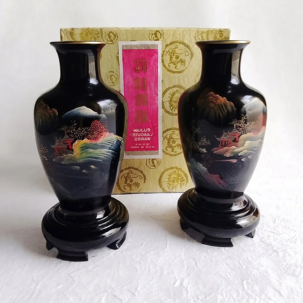 Coppia Vasi Cinesi in Lacca del Fujian 1973 Vintage NOS Box