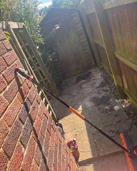whitley-bay-rubbish-clearance-joe-junk.png