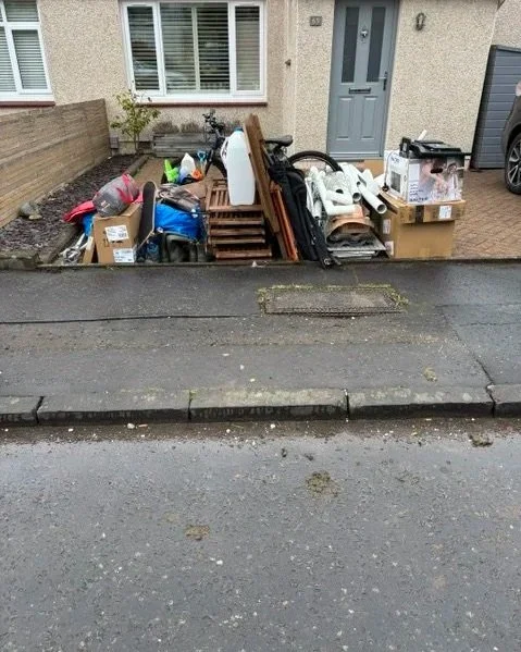 lenzie_joe_junk.jpg