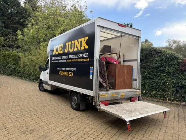 Choosing a Rubbish Removal Company When You're New to the Area