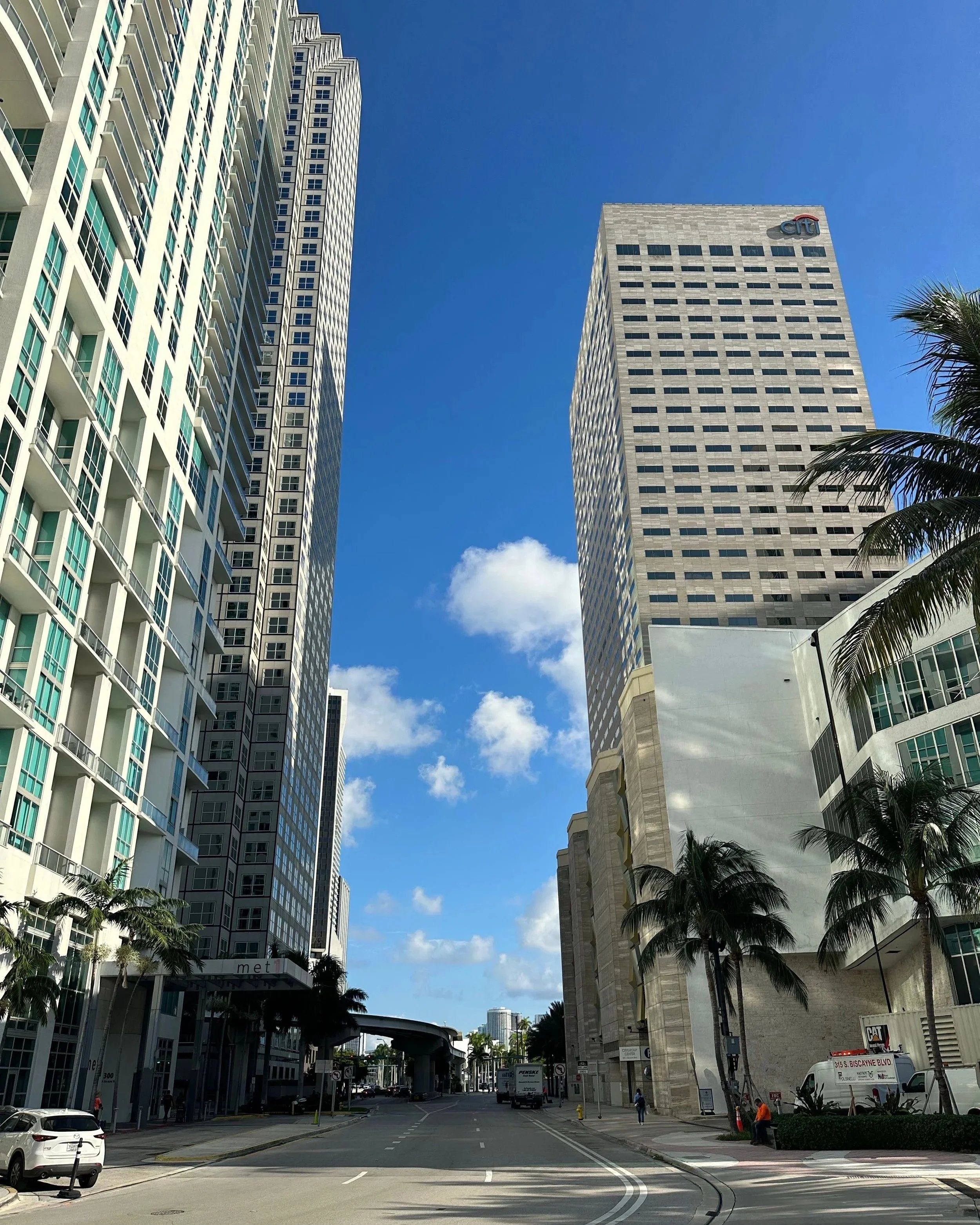 Commercial skyline in Miami reflecting long-term business and real estate investment opportunities.