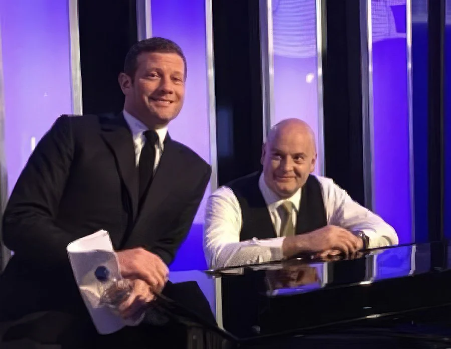 Dermot O'Leary and Joe Thompson, on ITV's 'The Nightly Show'.