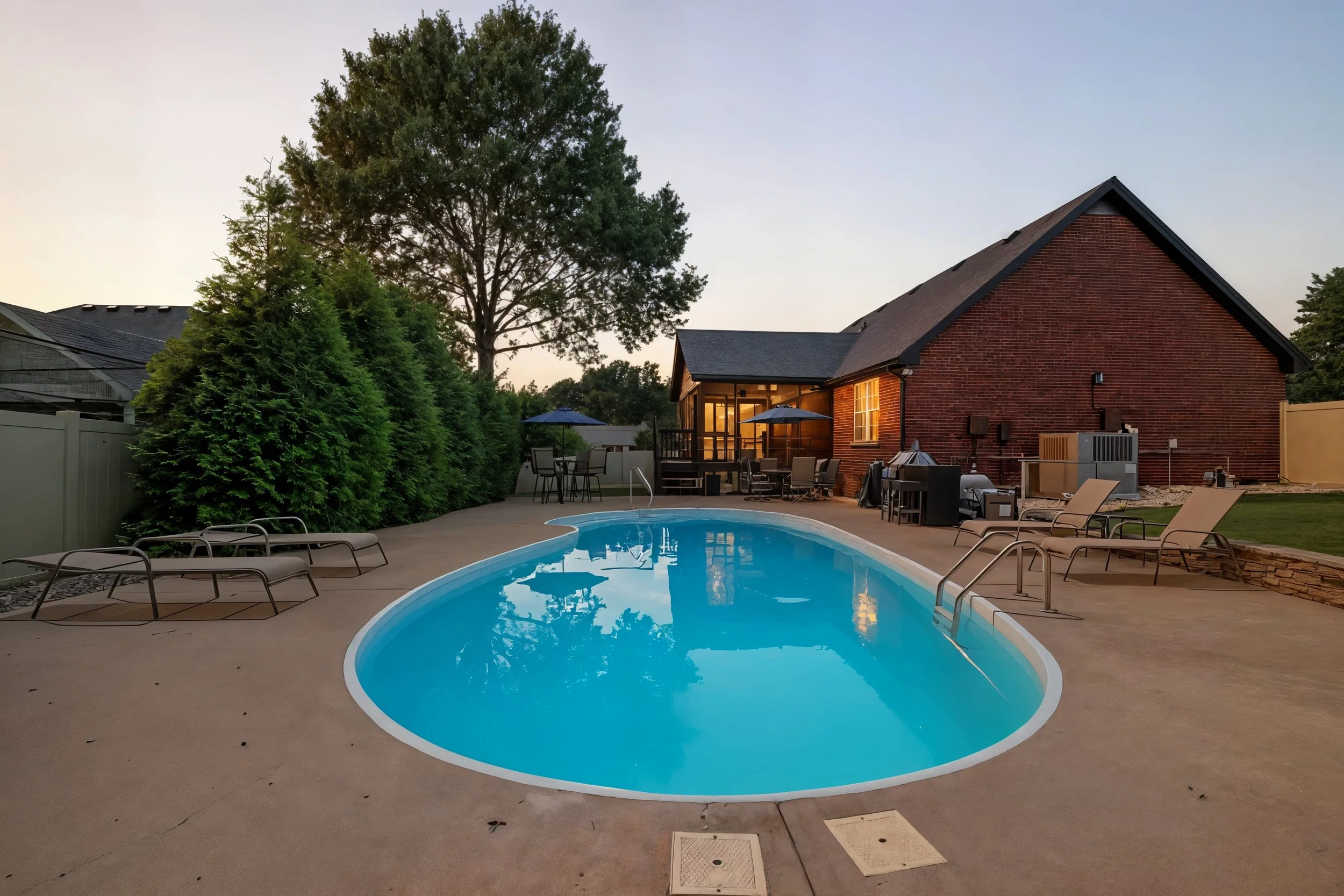IMG_4864-HDR_twilight_b73a933f-399f-487c-82e7-27cc086d4833.jpg