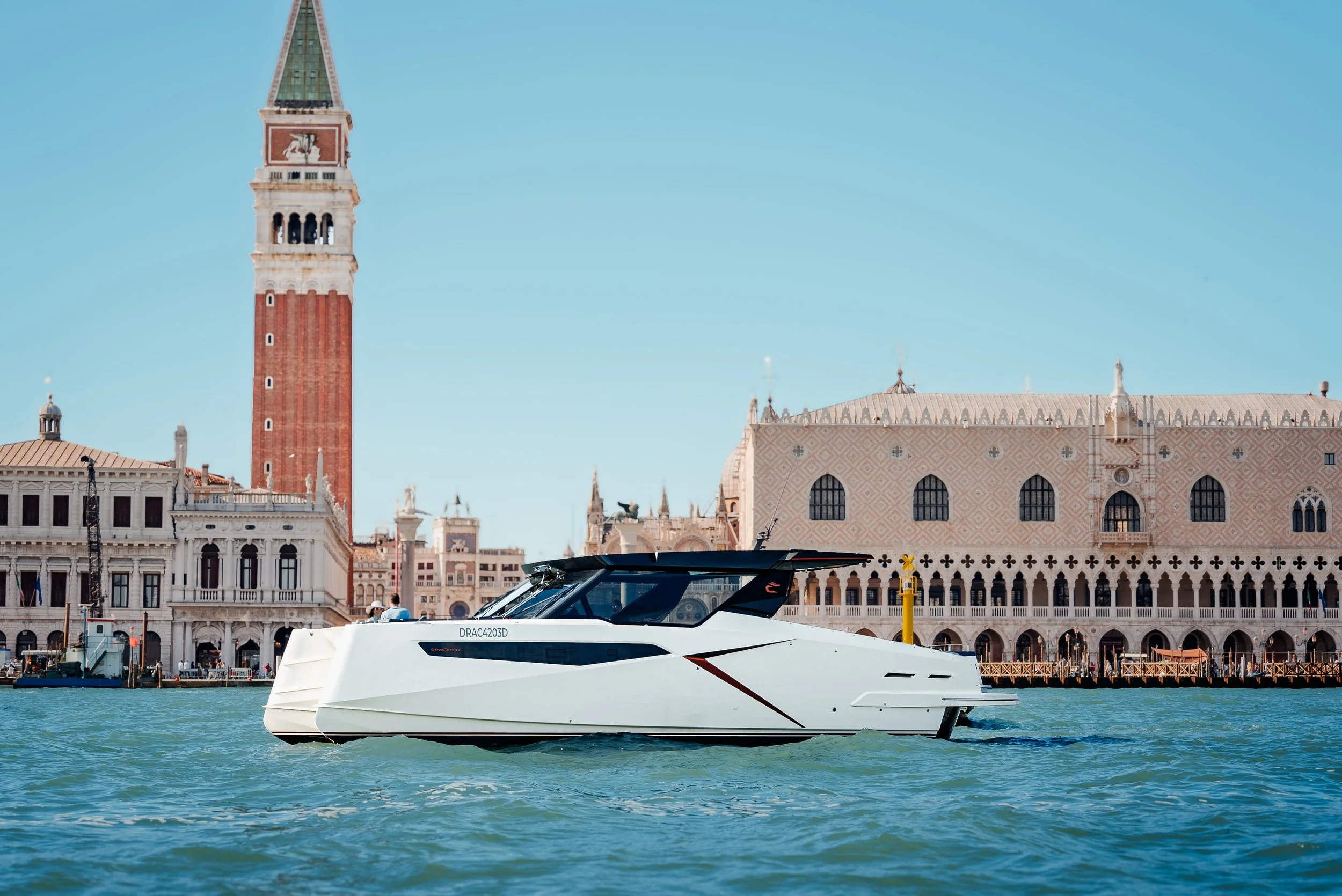 Dracan Marine 42