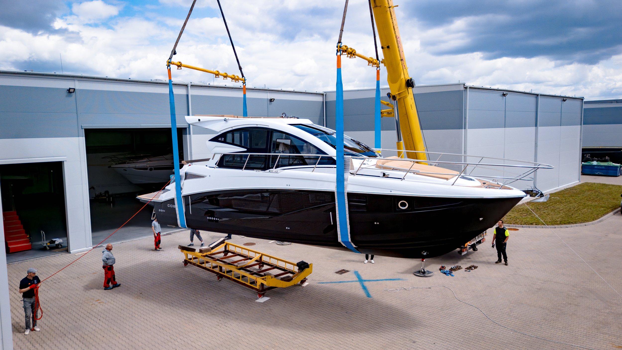 Cobrey Yachts 42