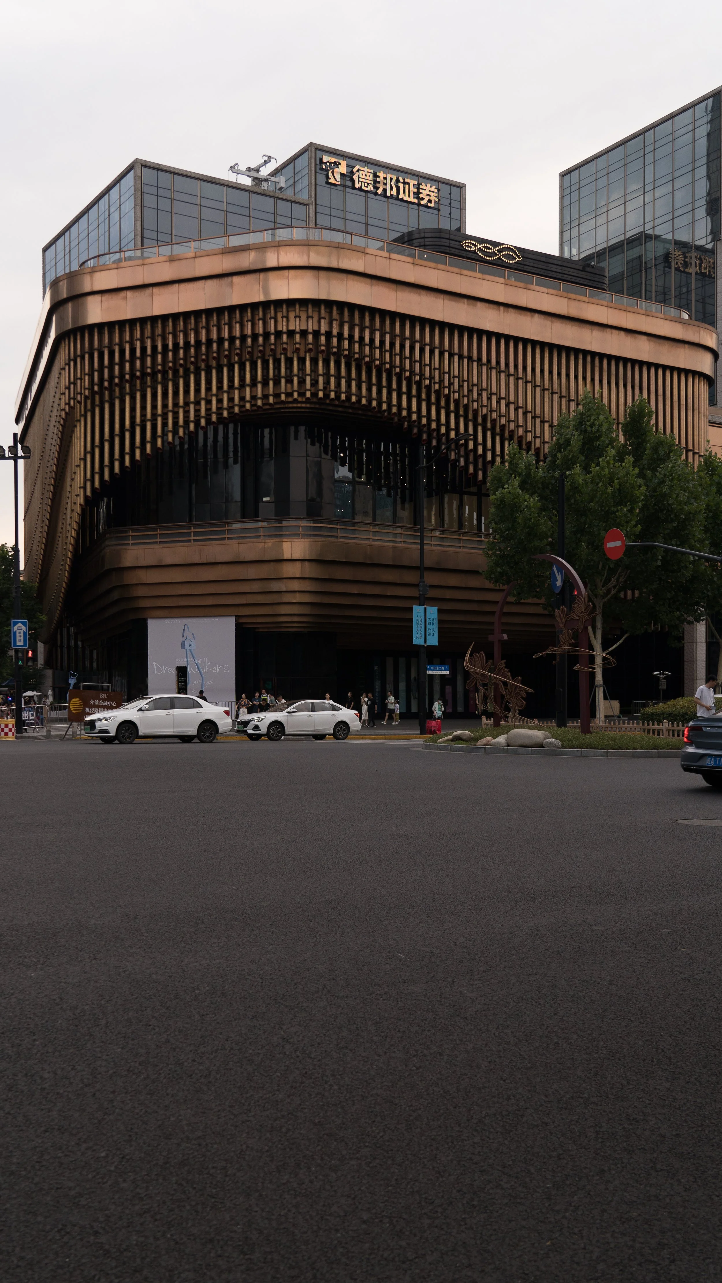 DSC02402.jpg