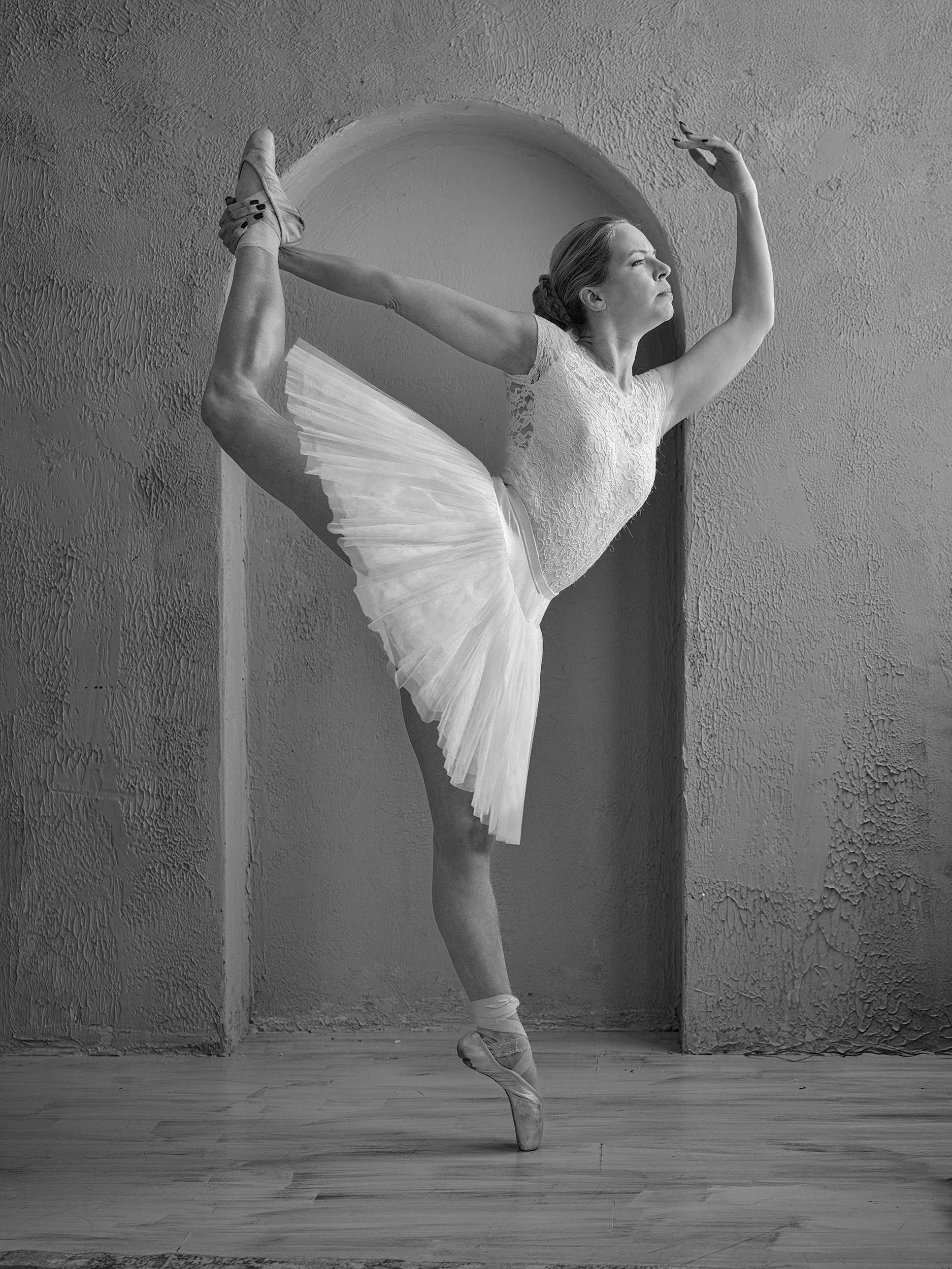 B0003317 web bw.jpg