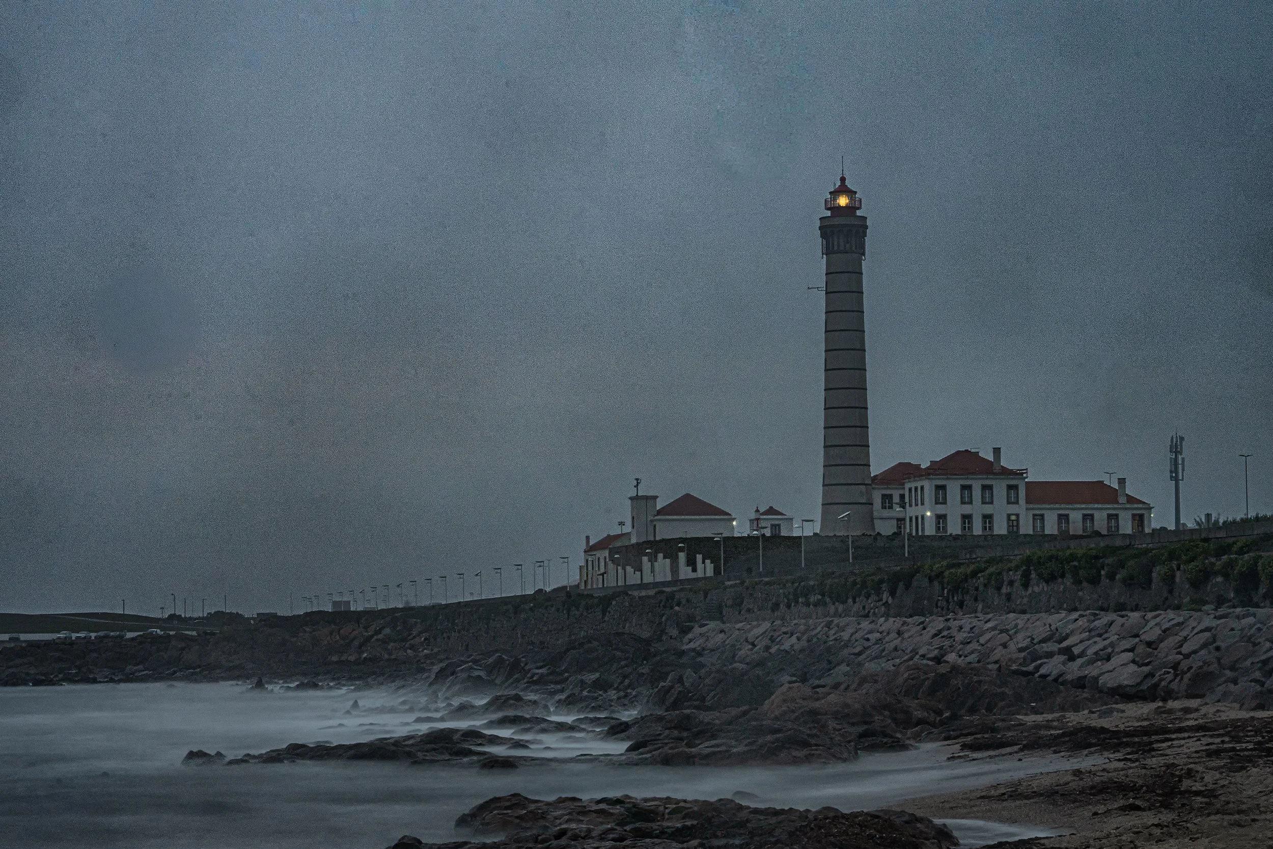 Light House DSC08754 web.jpg