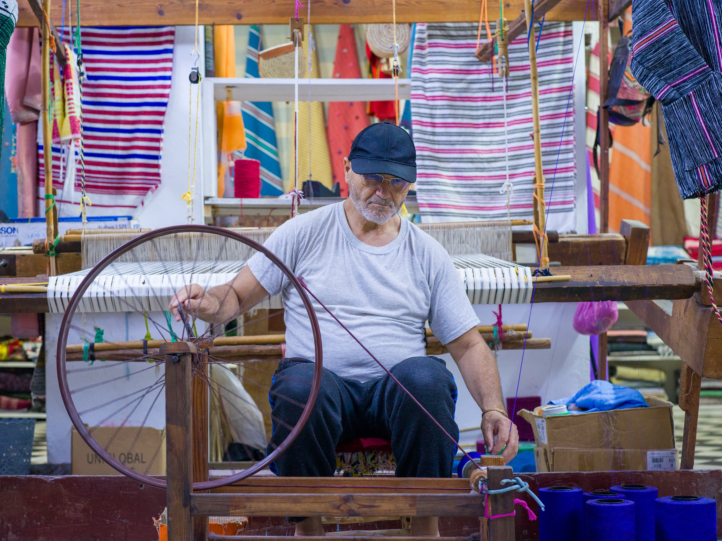 The Weaver B0000737 web.jpg