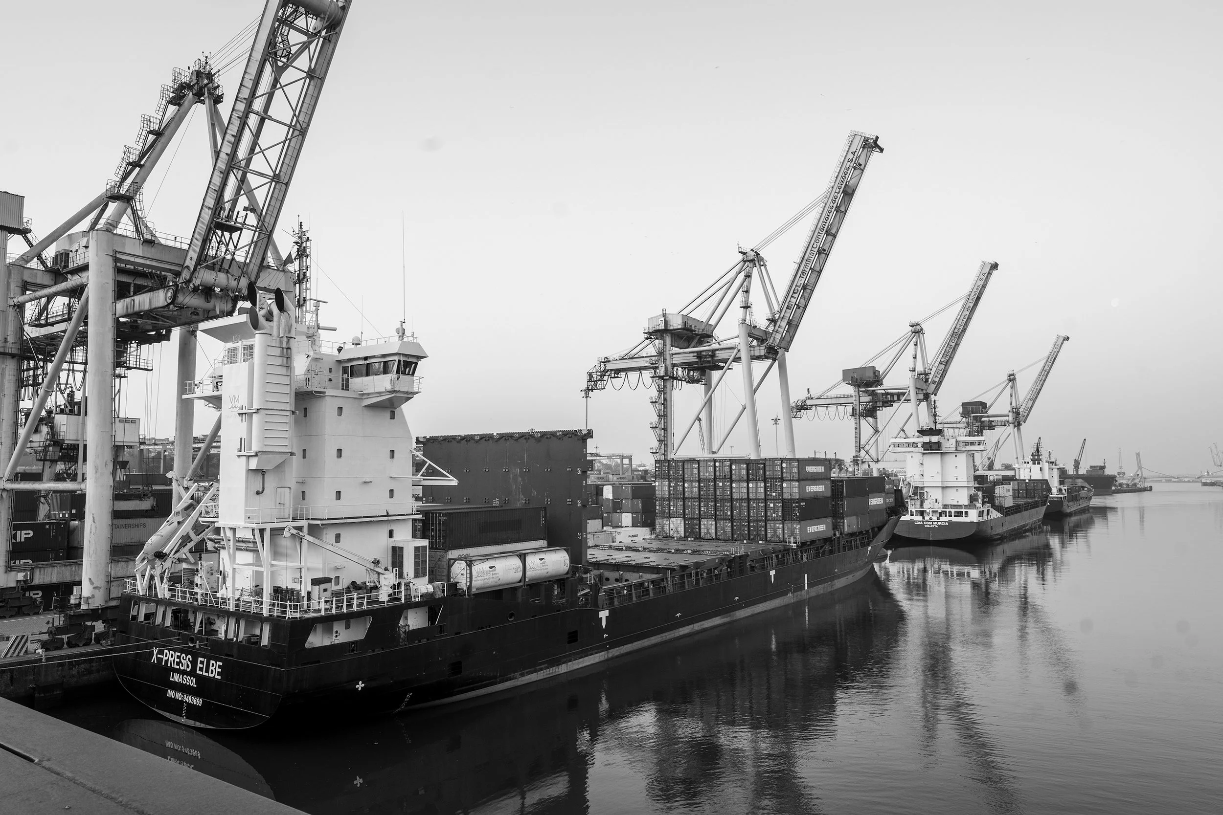 Industrial Rhythm DSC07108 bw web.jpg