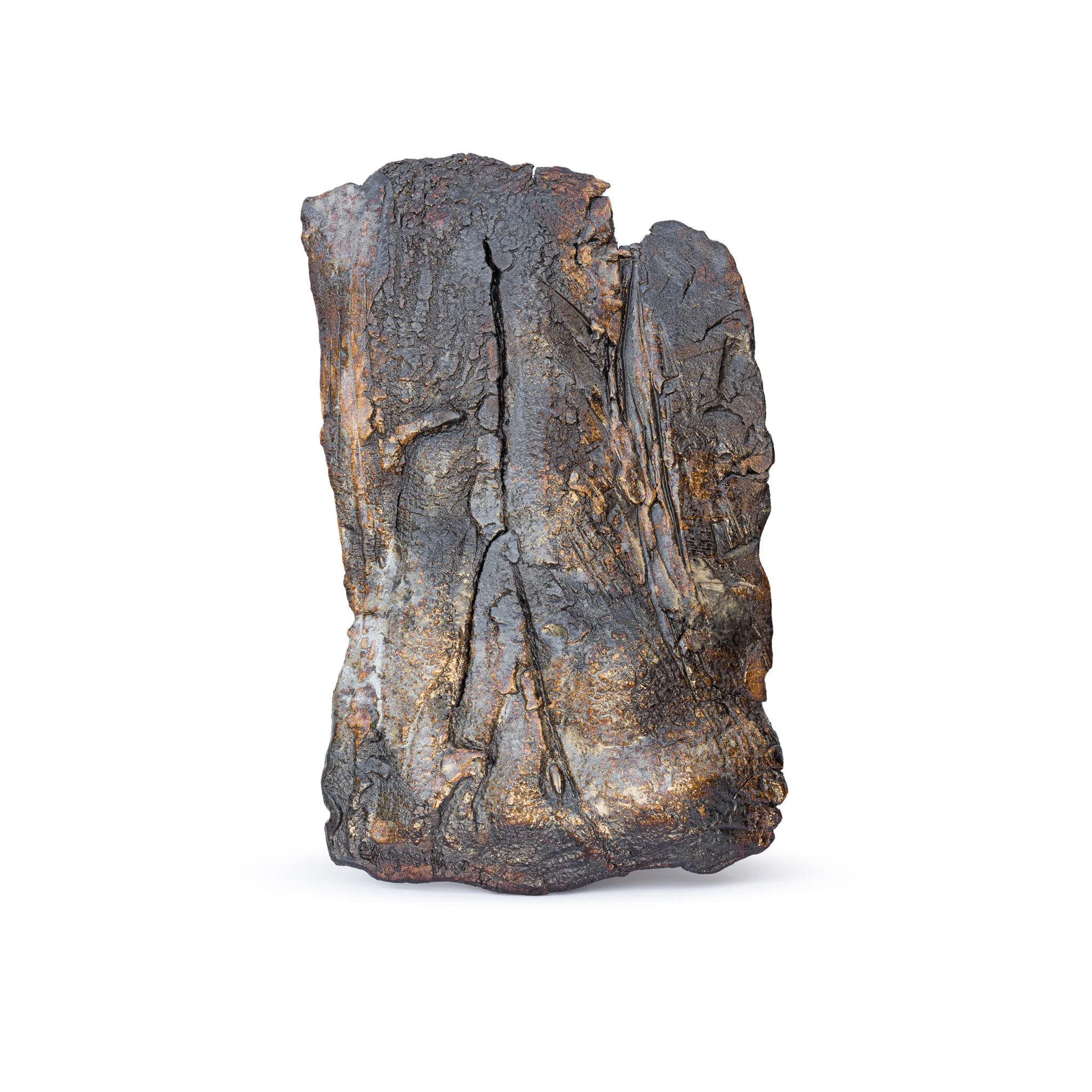 Refractory clay, oxides and engobes. Fired at 1220ºC. 33 x 49 x 3 (cm)