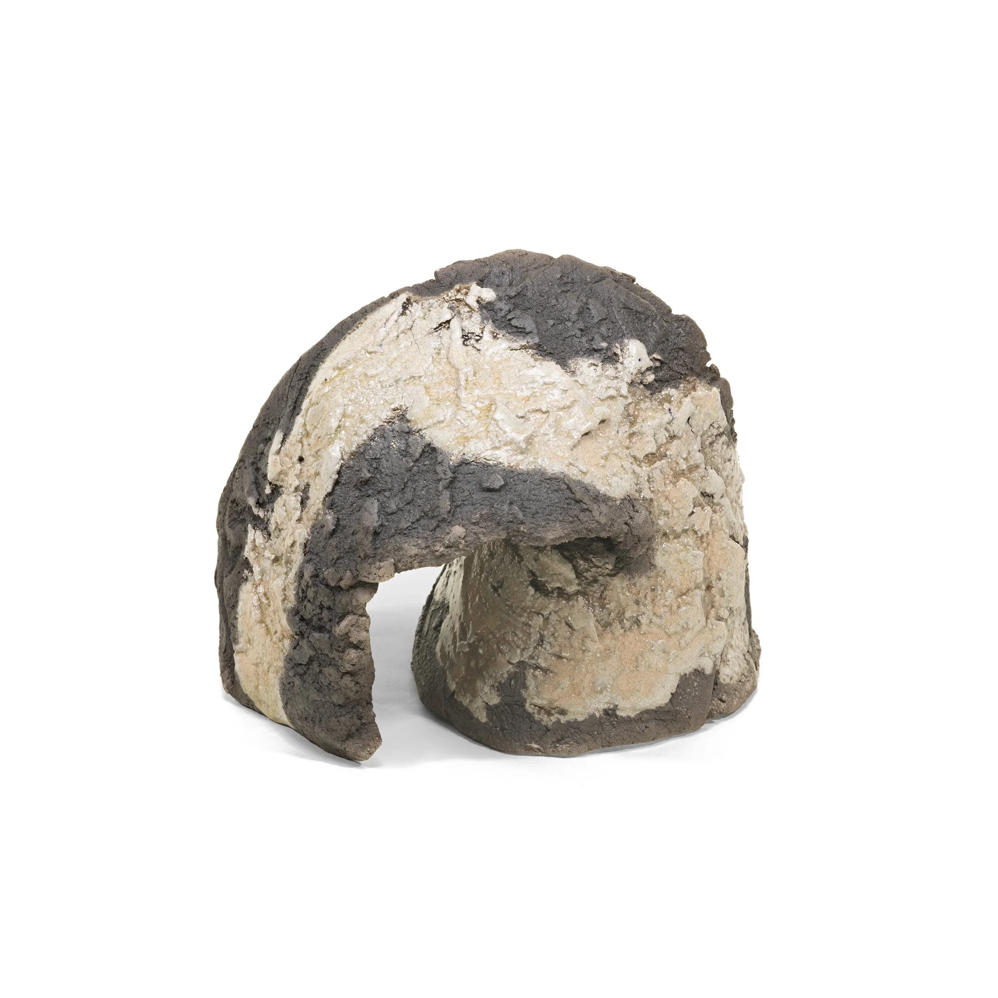 Raku fired at 1000ºC with glazes. 22 x 20 x 19 (cm)