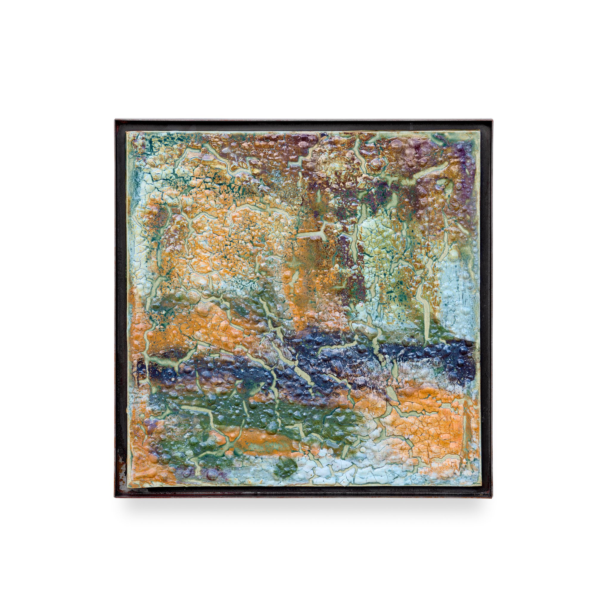 Stoneware, porcelain, oxides and glazes. Fired at 1150ºC. Includes the metal frame. 48,5 x 48,5 x 3 (cm)