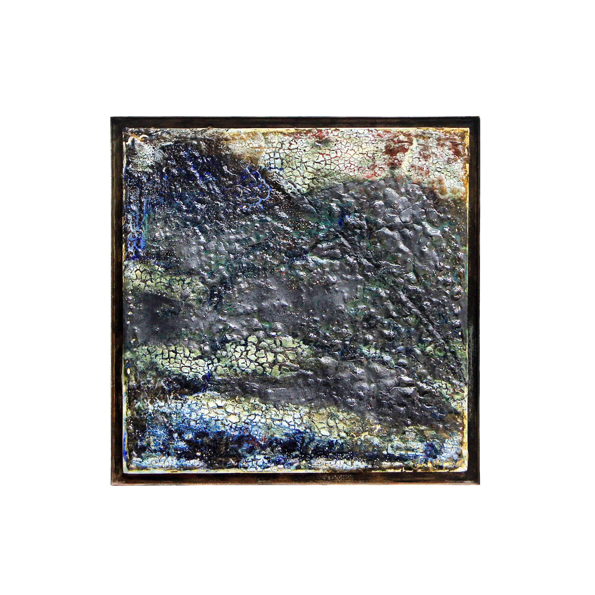 Stoneware, porcelain, oxides and glazes. Fired at 1150ºC. Includes the metal frame. 48,5 x 48,5 x 3 (cm)