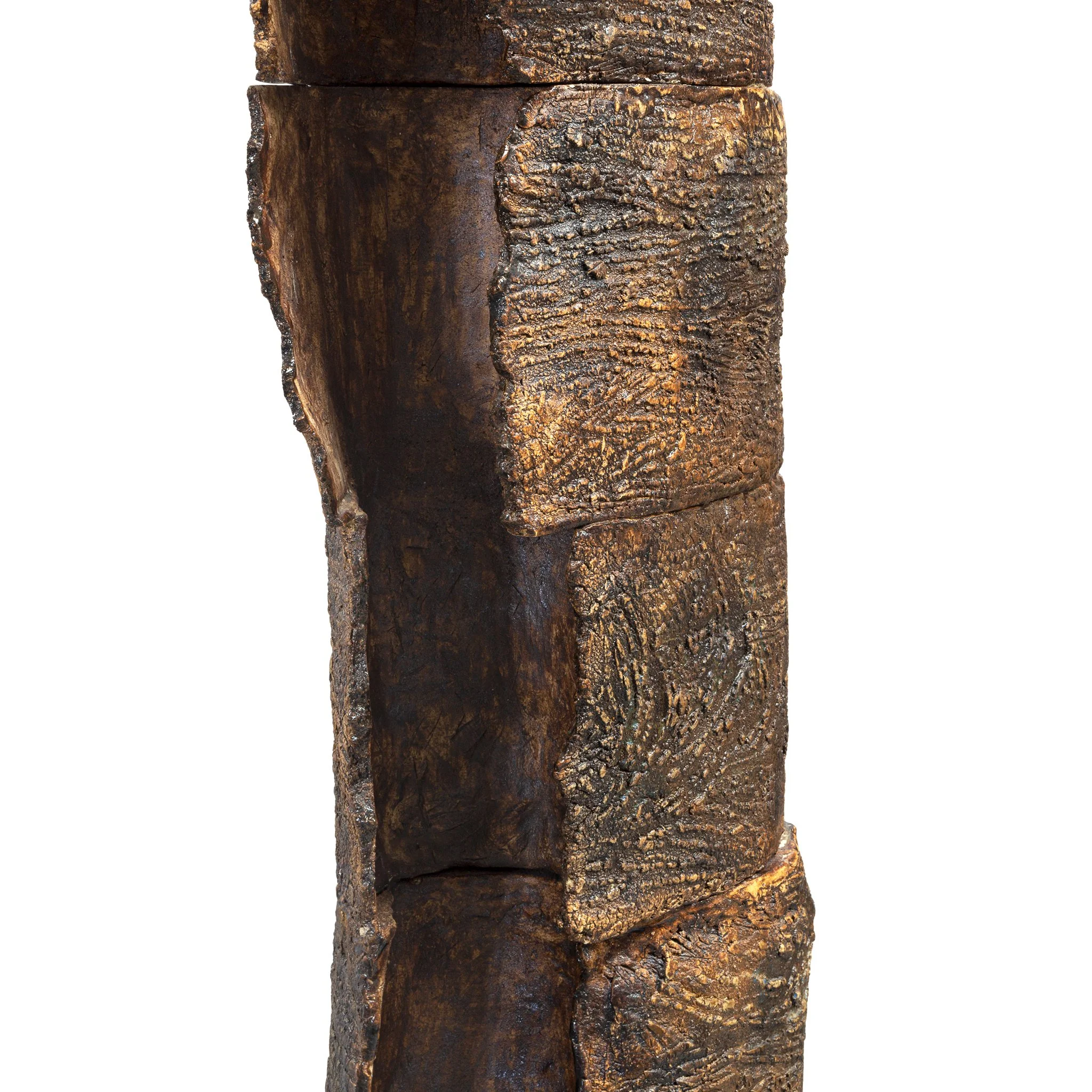 Refractory clay, oxides and glazes. Fired at 1220ºC. 46 x 27 x 190 (cm)
