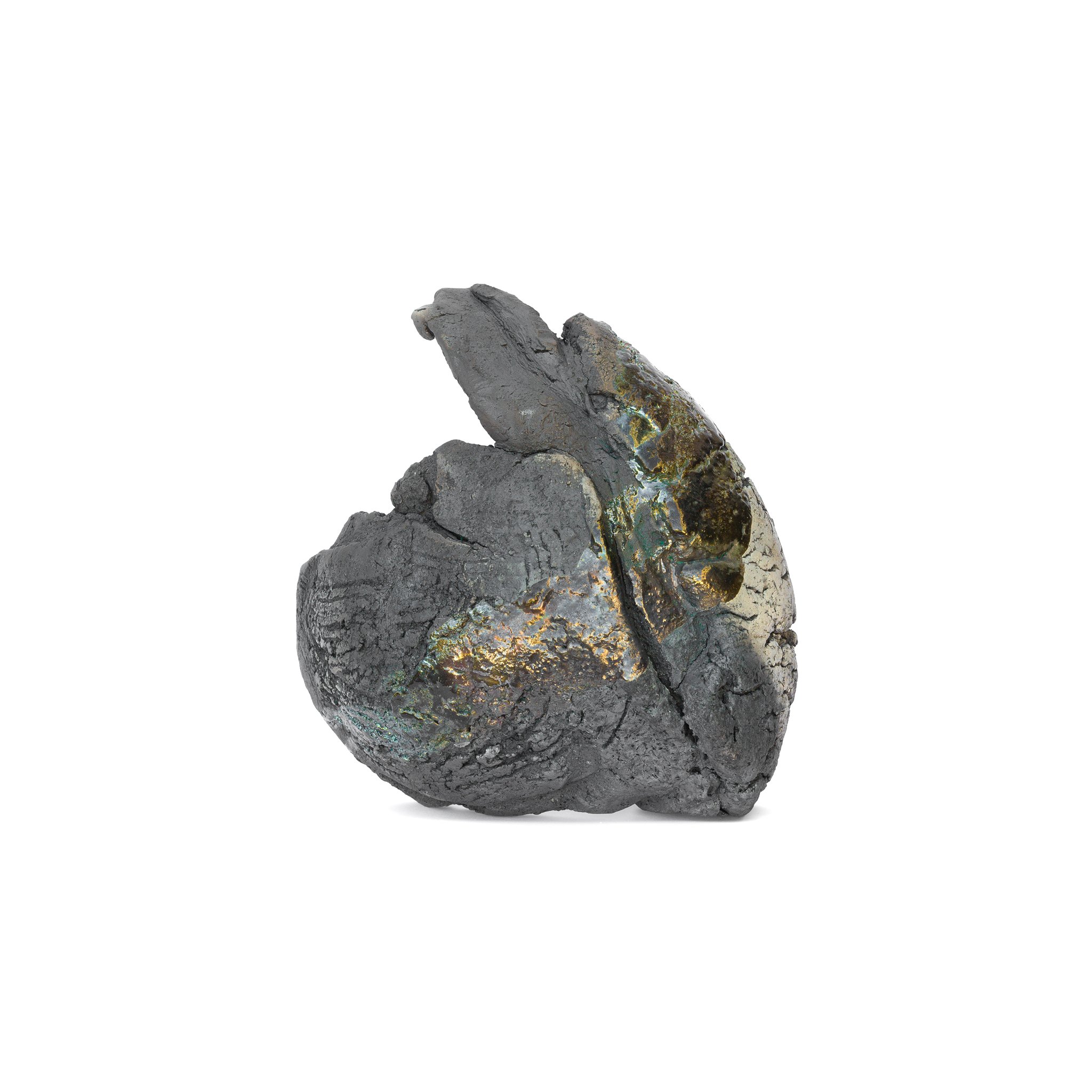 Raku fired at 980ºC with glazes. 27 x 16 x 18 (cm)