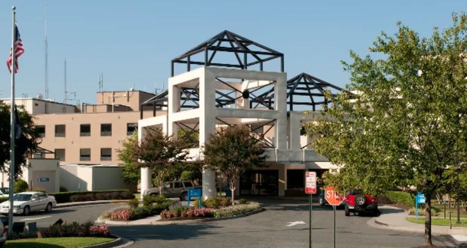The medical office location for Horizon Neurology inside Henrico Doctors' Hospital in the Richmond and Henrico, Virginia area.
