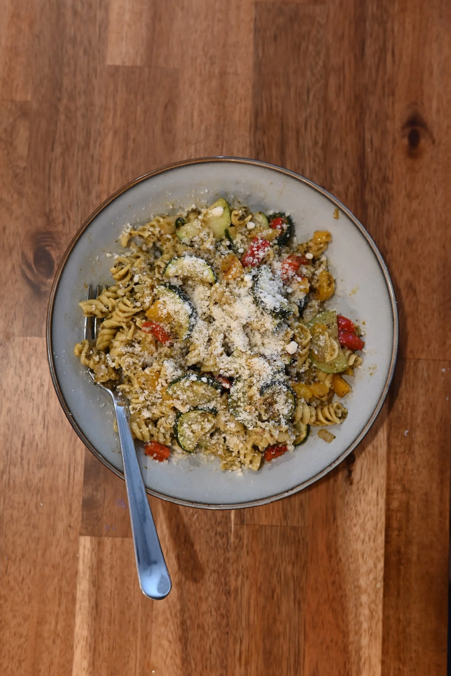 Pesto Pasta with Roasted Vegetables 