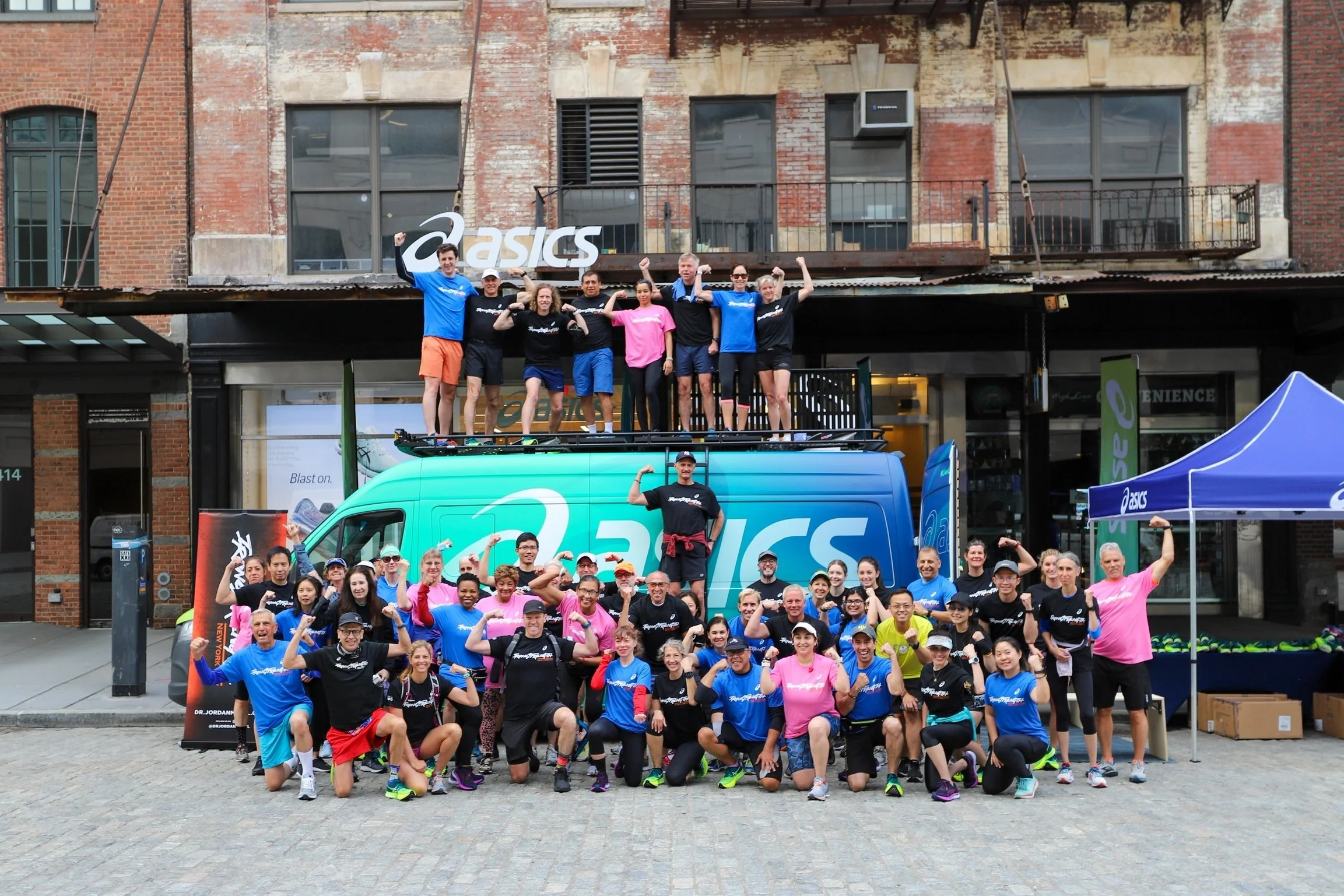 Asics Sprinter Van mobile marketing