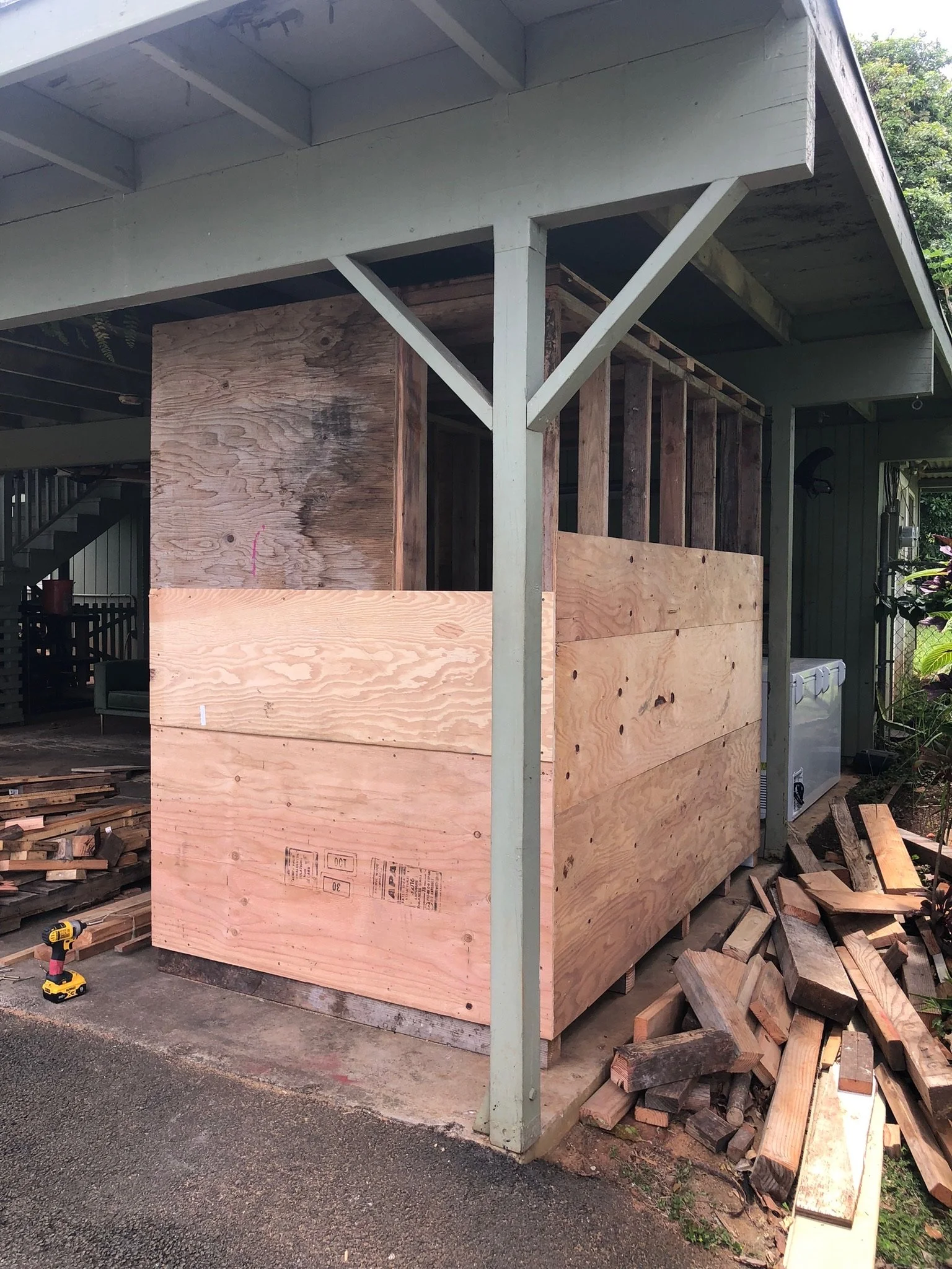 oahu-reclaimed-shingle-hut_process_2023-08-17_01.jpg