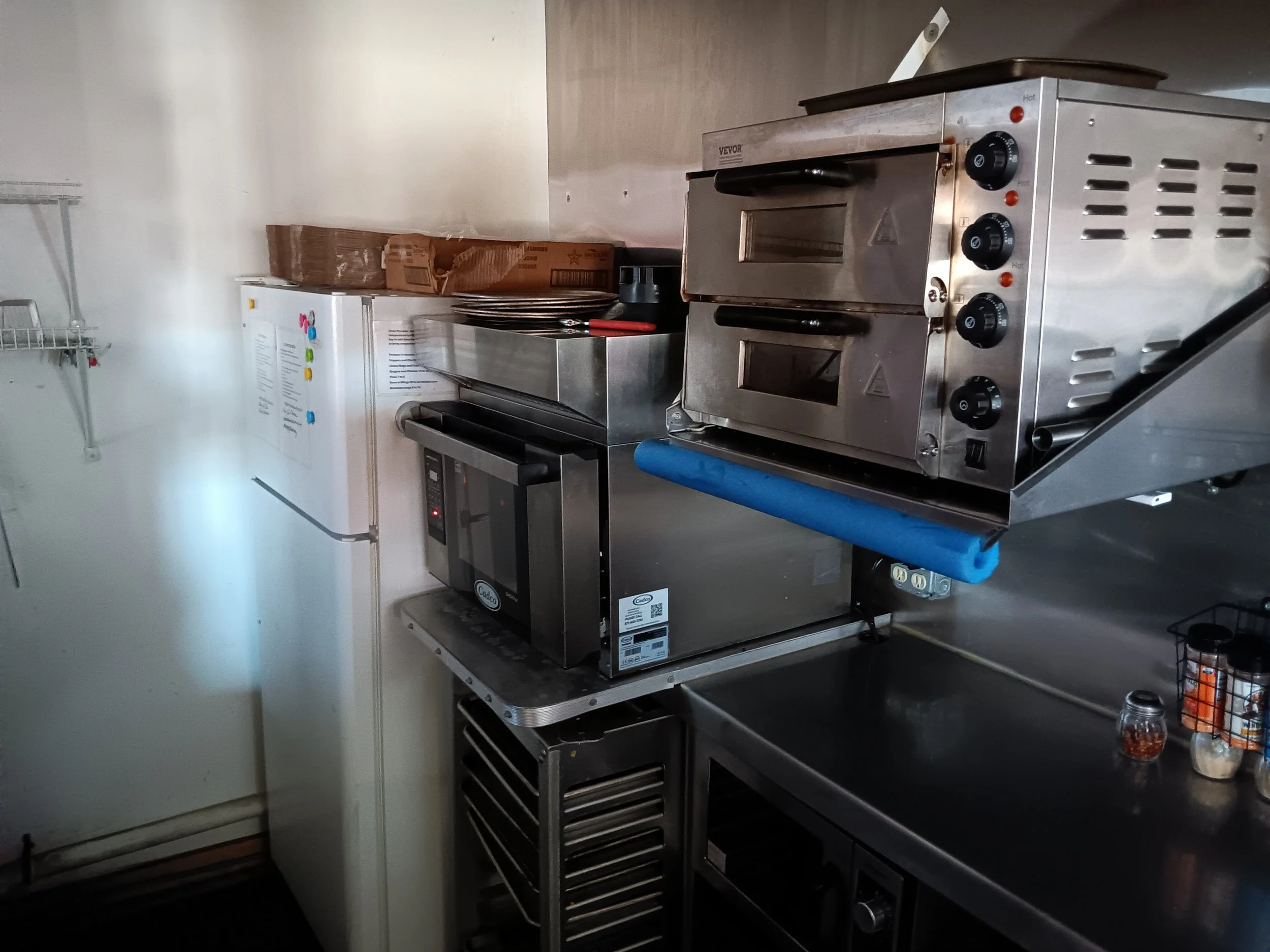 Greaseless Oven, Pizza Oven, Refrigerator, Microwave Oven
