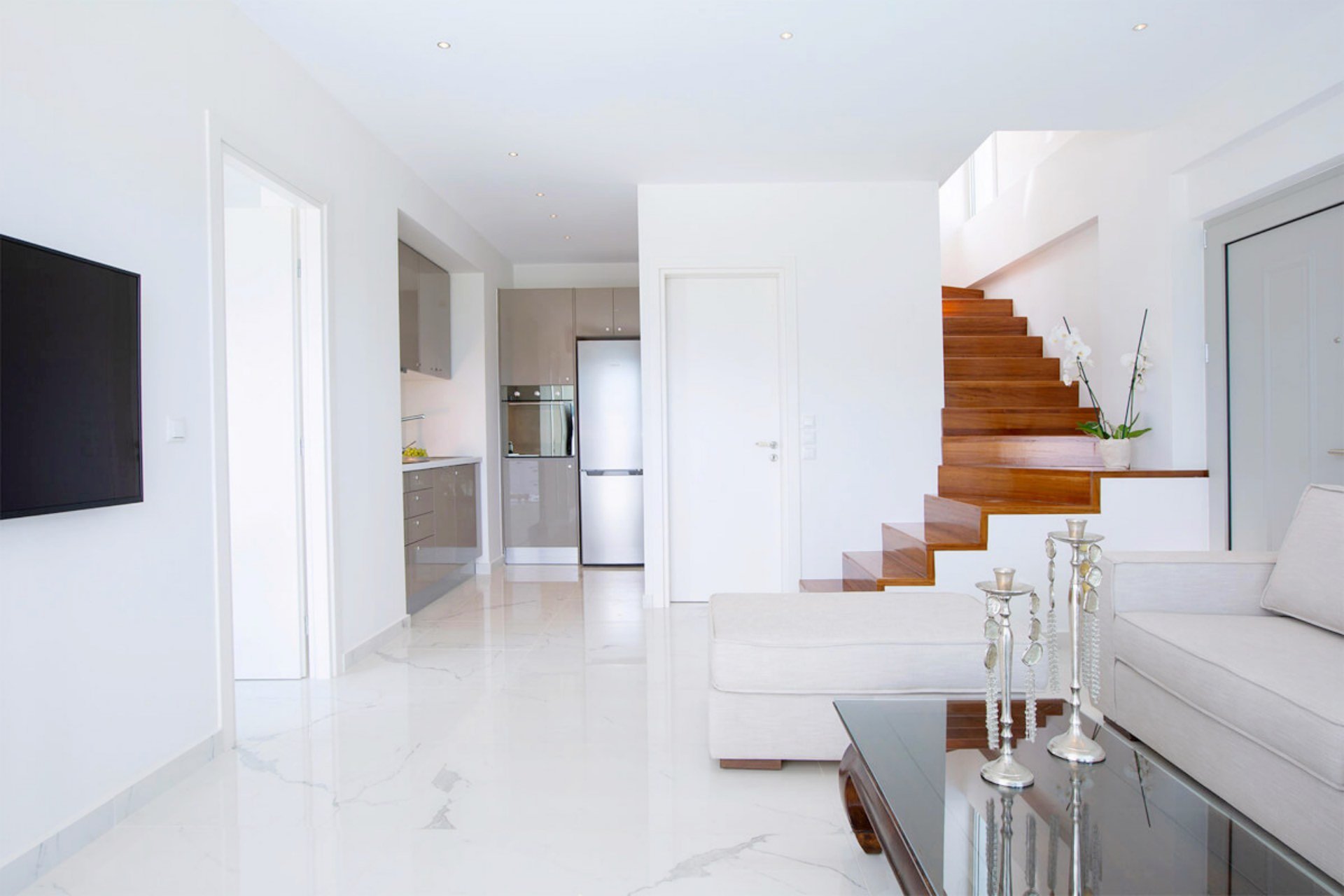 15-villa-o-offwhite-vasiliki-lefkada-greece-living-room-lounge-tv-stairs-multimedia.jpg