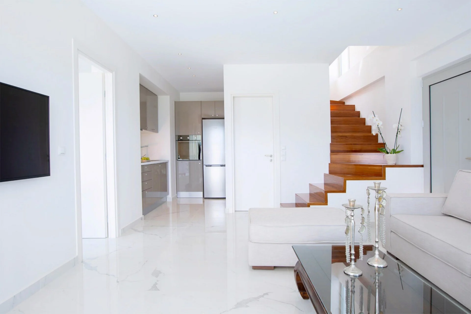15-villa-o-offwhite-vasiliki-lefkada-greece-living-room-lounge-tv-stairs-multimedia.jpg