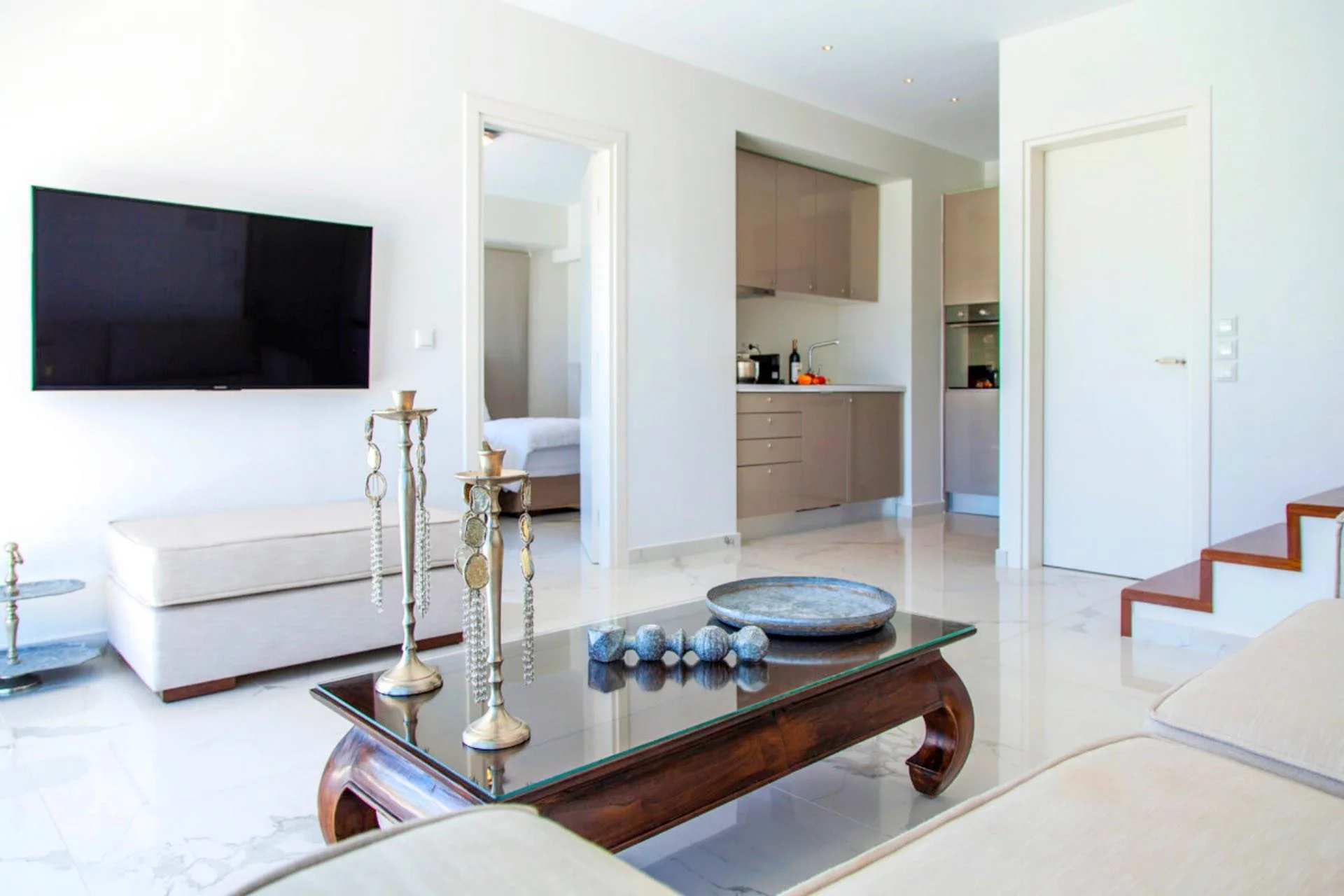 19-villa-w-offwhite-vasiliki-lefkada-greece-living-room-ground-floor-lounge-kitchen-area-2.jpg