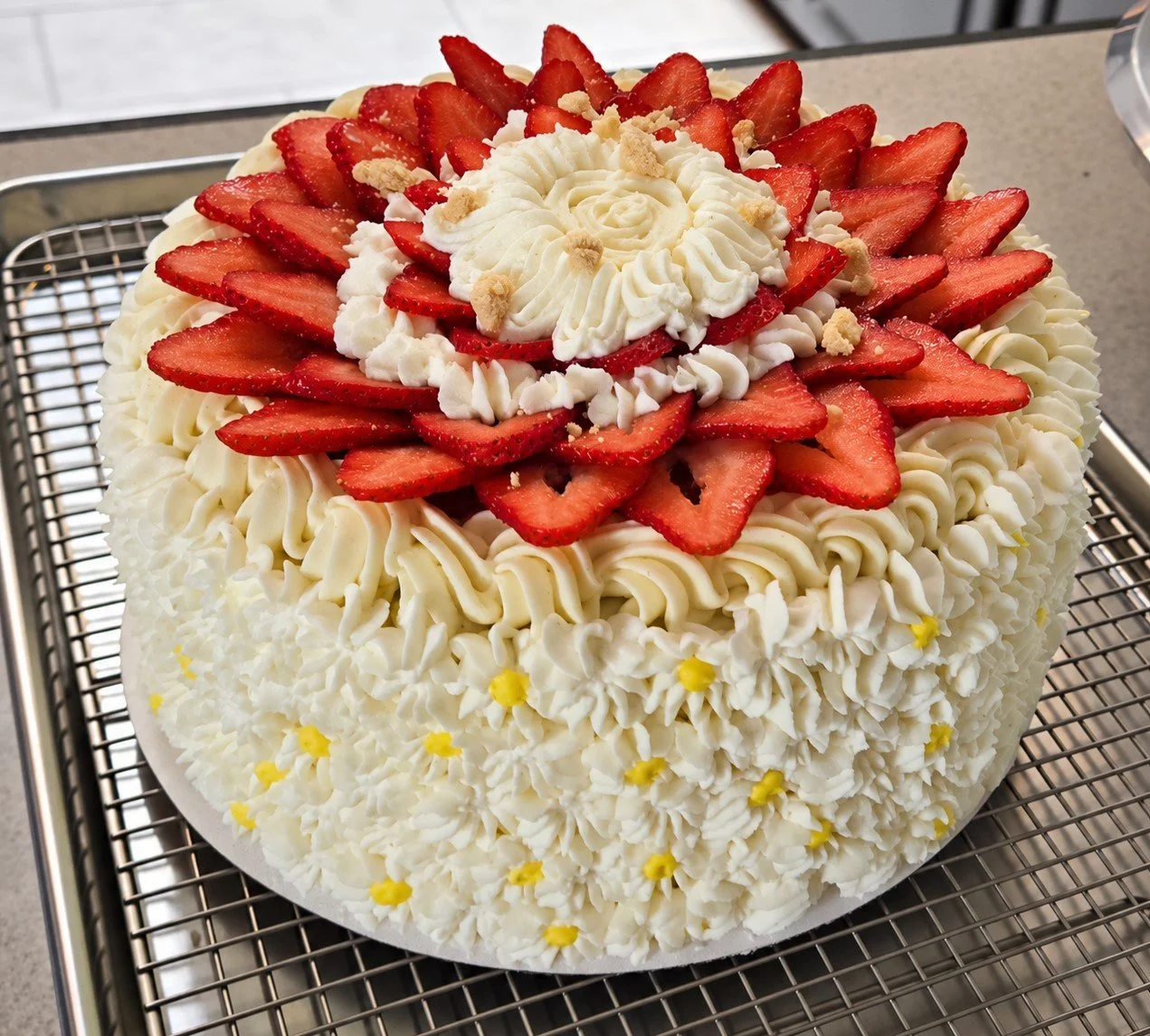 Berry Bliss Full Cake.jpg
