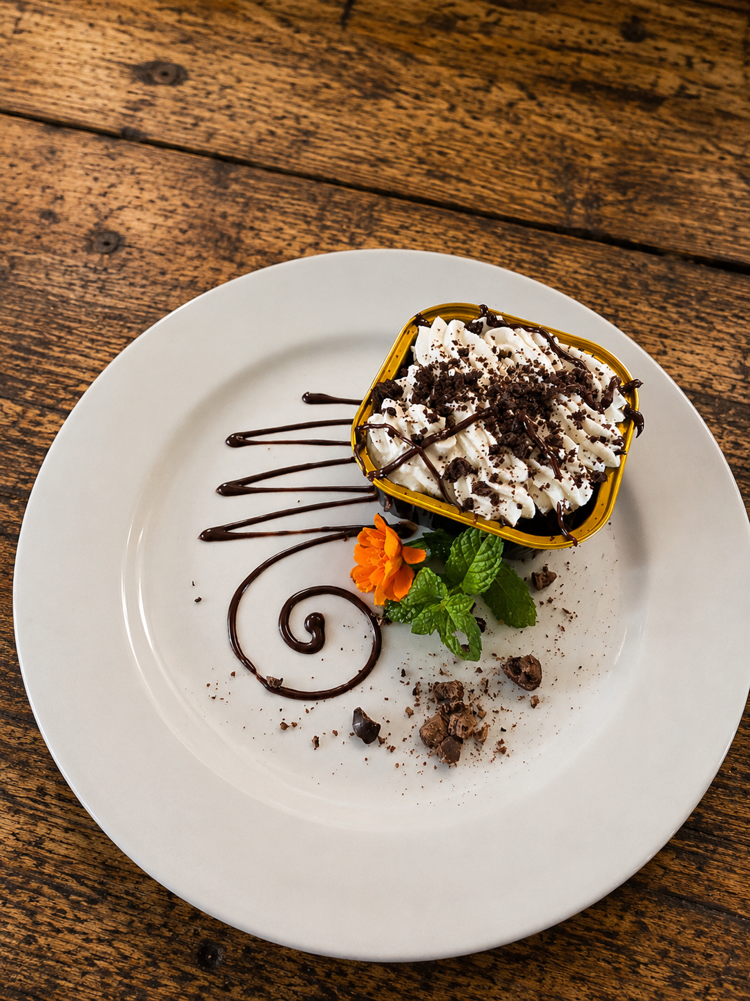 Chocolate Tuxedo Cakelet - 3 Pack