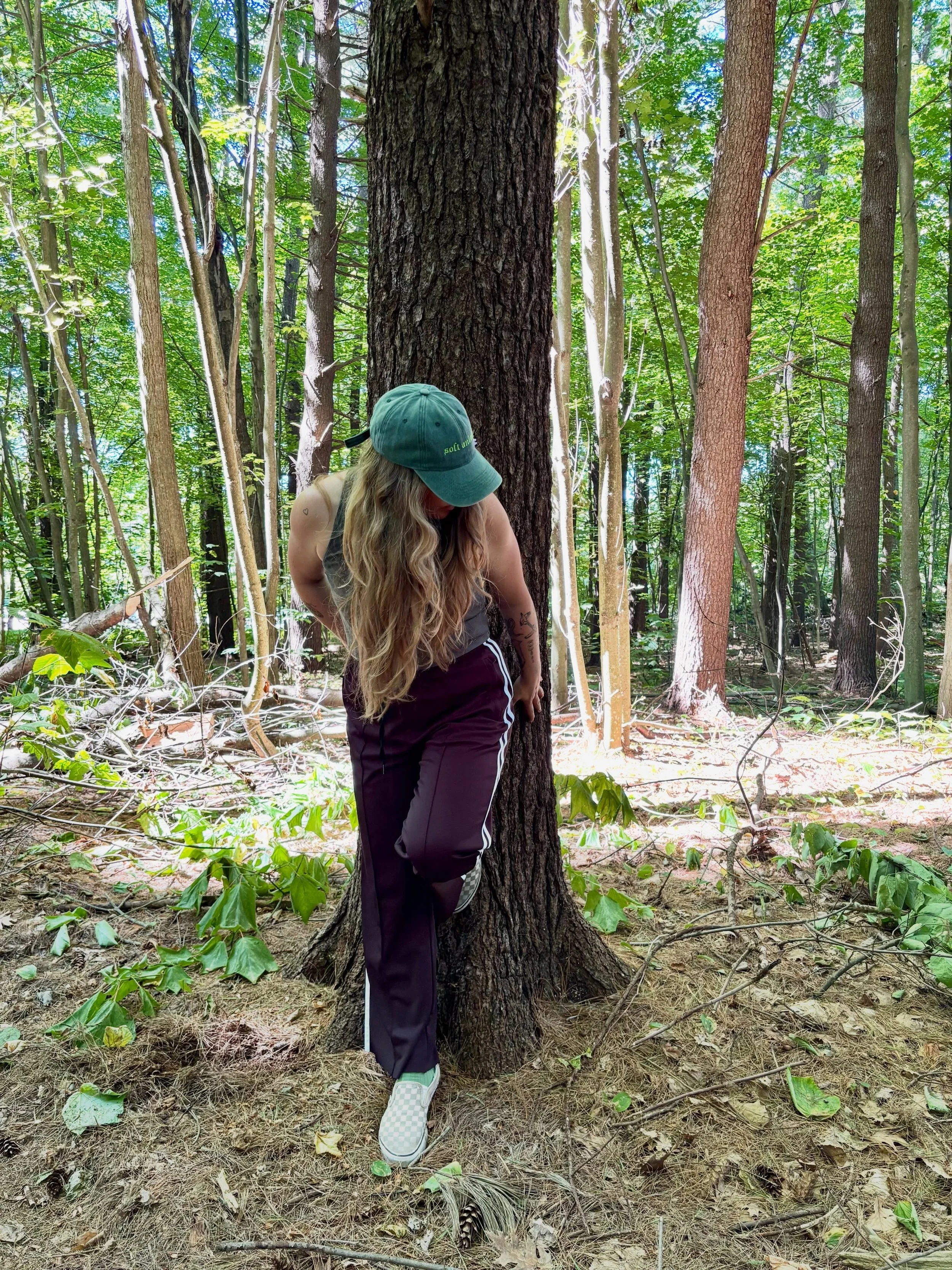 💚🌱🪲 green 𝖘𝖔𝖋𝖙 𝖆𝖓𝖎𝖒𝖆𝖑 has arrived! 💚🌱🪲
〰️
I have a whole pile of hats on my dining room table waiting for your beautiful heads. 

〰️
𝔜𝔬𝔲 𝔬𝔫𝔩𝔶 𝔥𝔞𝔳𝔢 𝔱𝔬 𝔩𝔢𝔱 𝔱𝔥𝔢 𝖘𝖔𝖋𝖙 𝖆𝖓𝖎𝖒𝖆𝖑 𝔬𝔣 𝔶𝔬𝔲𝔯 𝔟𝔬𝔡𝔶 𝔩𝔬𝔳𝔢 𝔴?