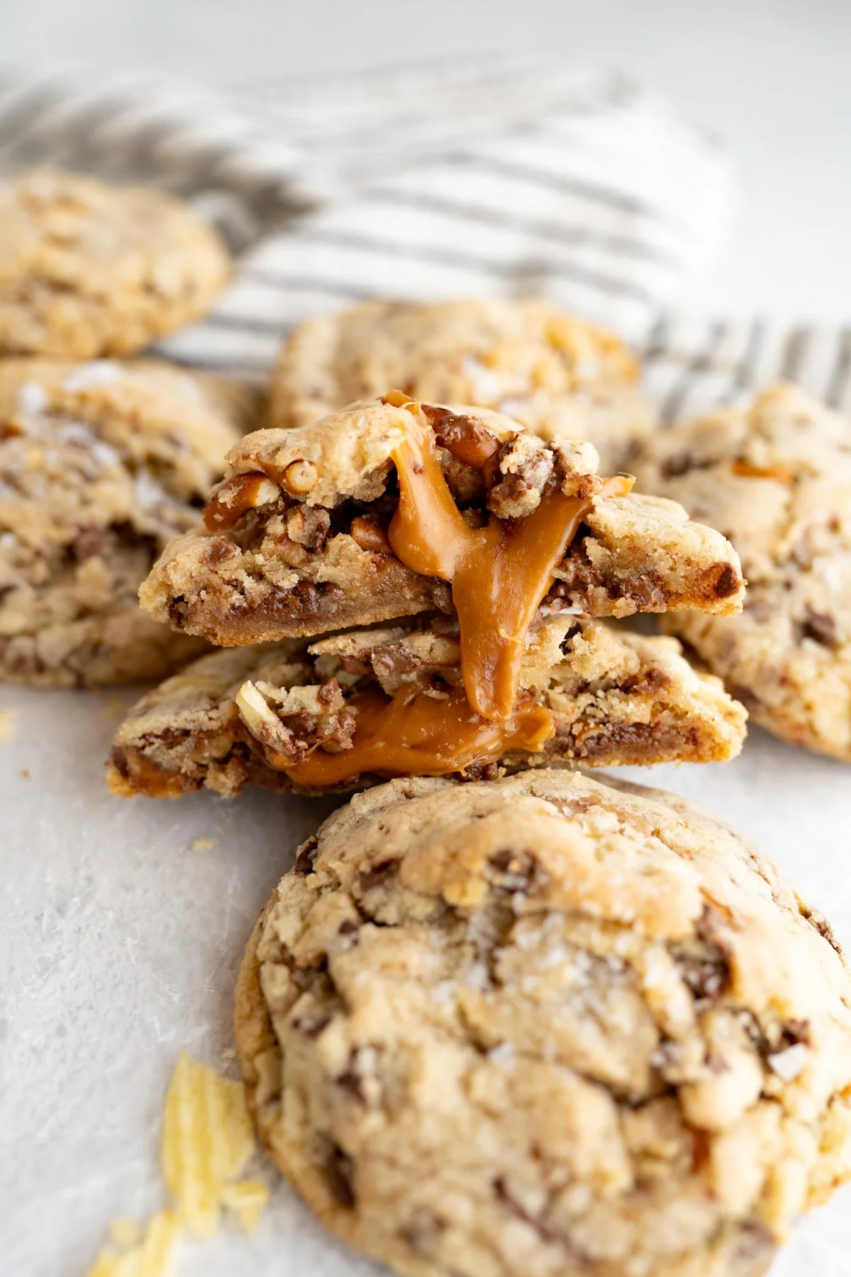 Caramel kitchen sink crumble cookies