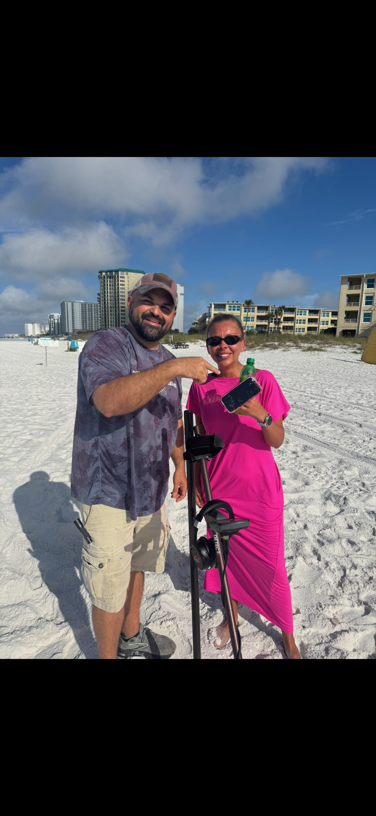 I was on my way to work when she reached out about a lost phone-she had missed her flight because he ID was with the phone! I found it within minutes and had her on her way home!