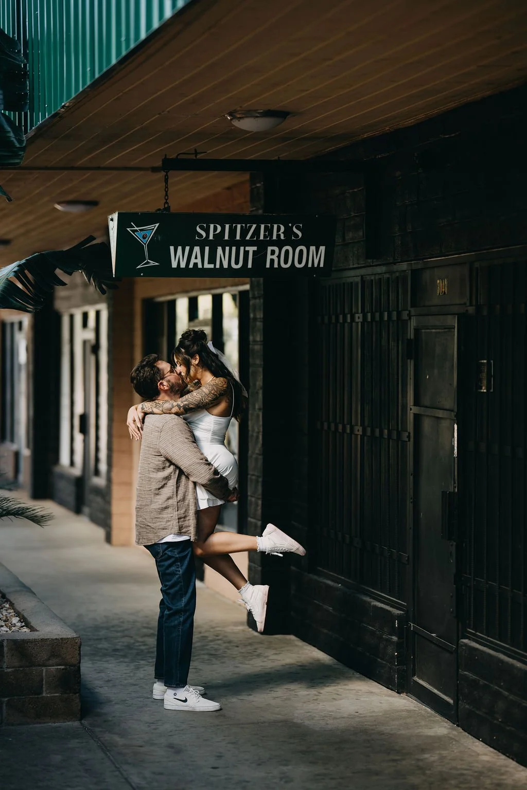 Liz&Travis-18.jpg