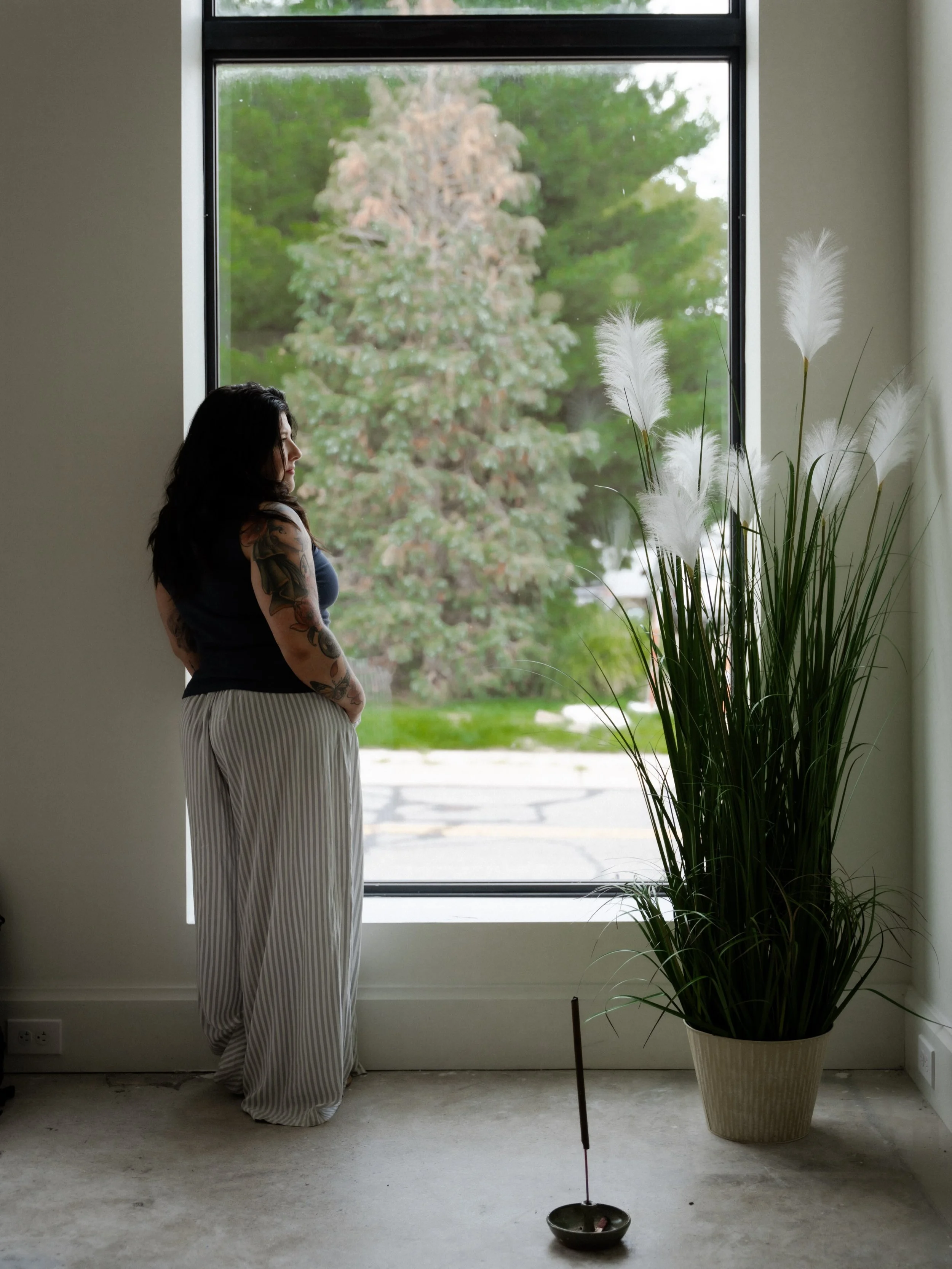 You know those people you meet and instantly know you&rsquo;re going to be in each other&rsquo;s lives for a long time? That&rsquo;s how I felt when I met Jess at @thelymphaticinstitute 🖤 This is her beautiful new space, if you haven&rsquo;t already
