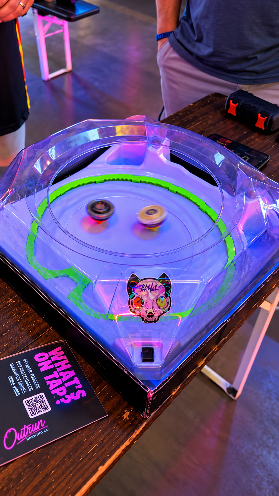 Neon Beyblade Battle Arena.png