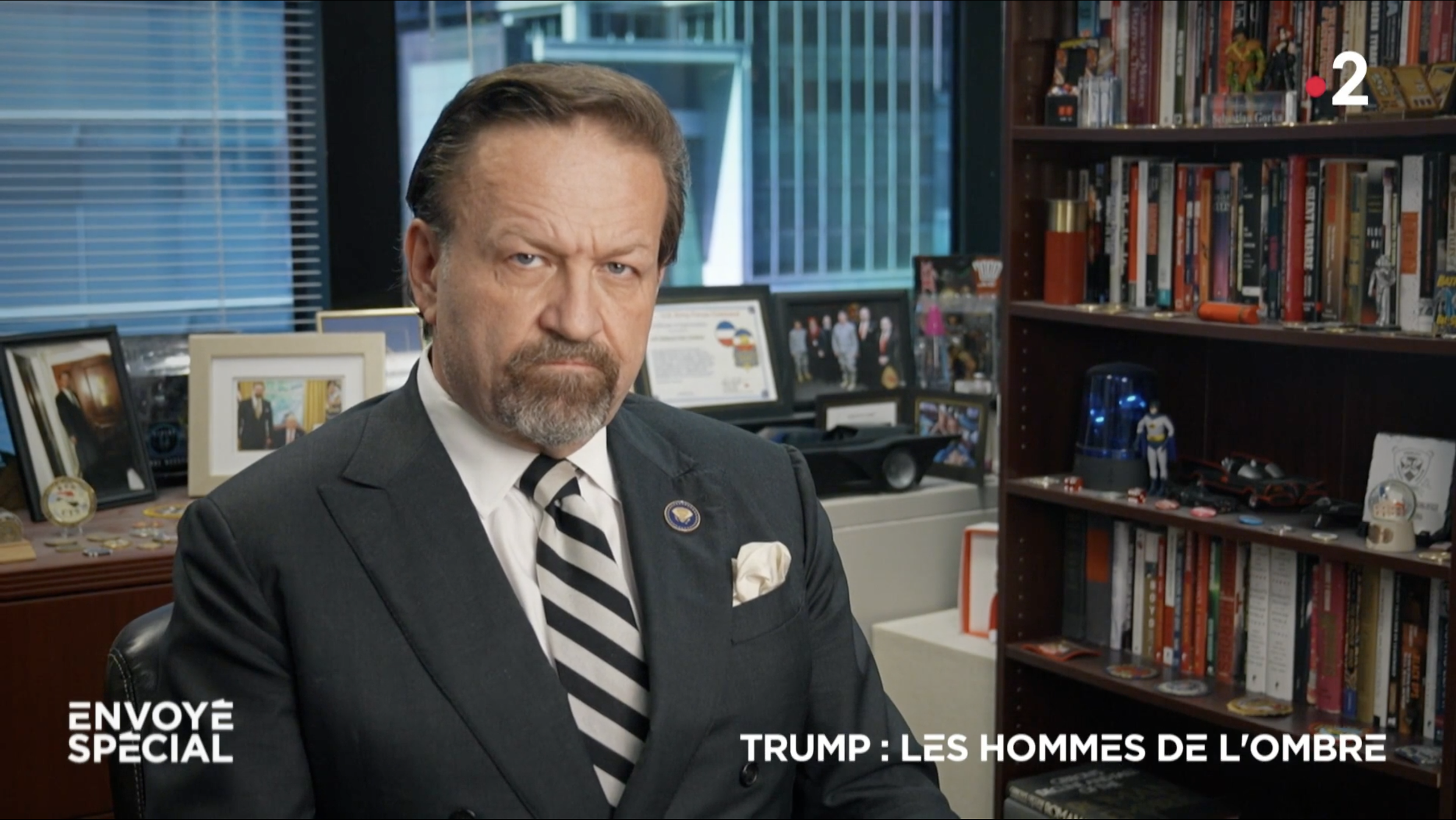 Stills_Envoye Special_Trump 18.png