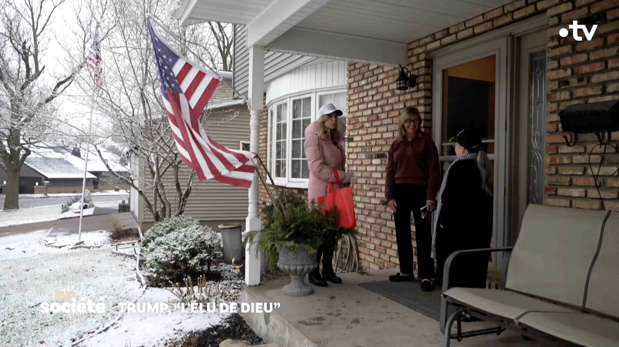 Stills_Iowa_Trump_Captain 11.png