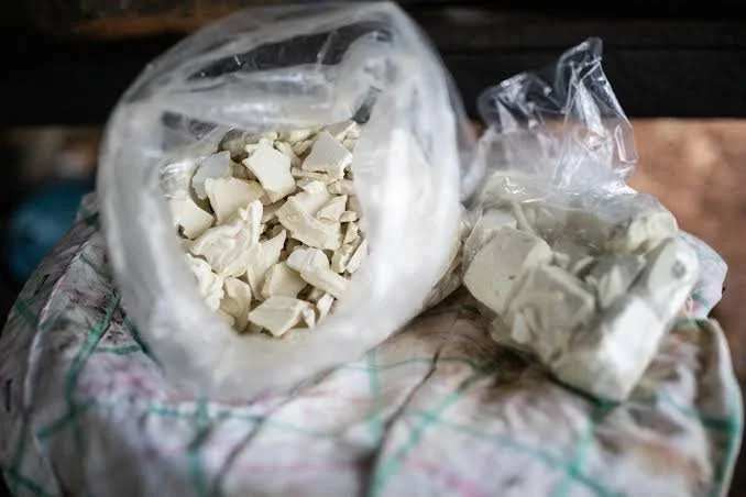 COLOMBIA COCA 1.jpg